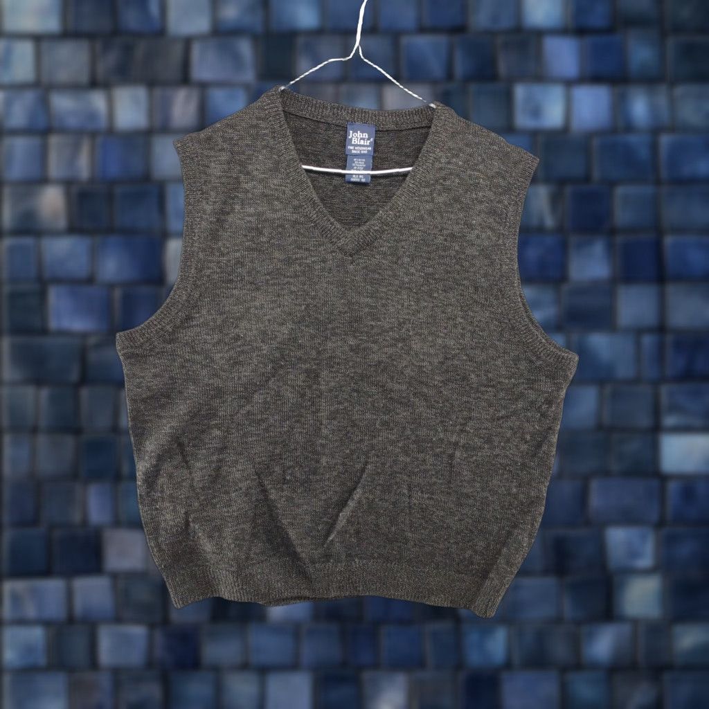 Blair John Blair Vintage Wool Blend Pullover Gray Sweater Vest Men’s XL Size V-Neck, Short Sleeve, Knit, Solid, 90s Football Golf Fashion Size US XL / EU 56 / 4 - 1 Thumbnail