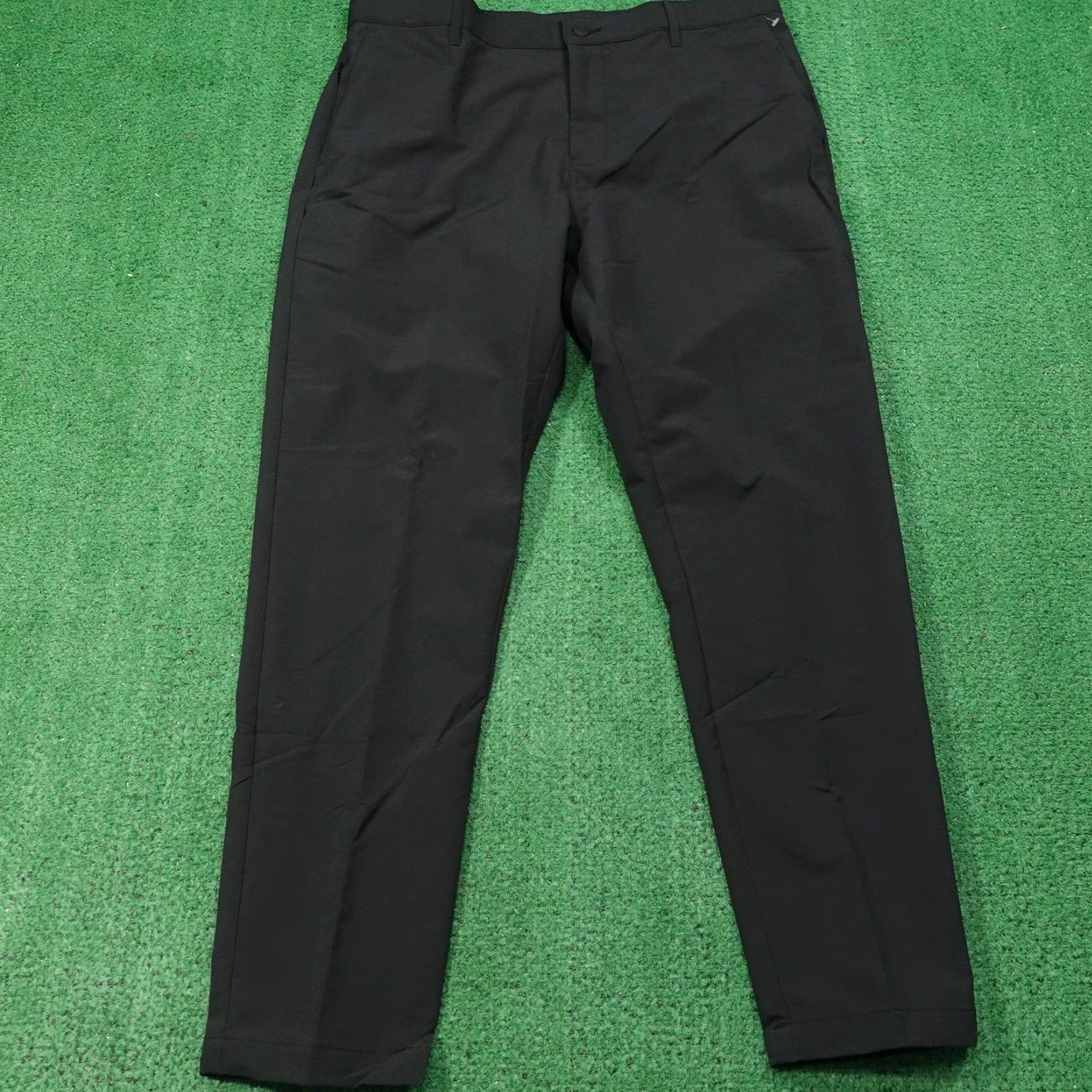 Banana Republic Banana Republic Tech Pants Mens 38x32 Black Lightweight Polyester Size US 38 / EU 54 - 2 Thumbnail