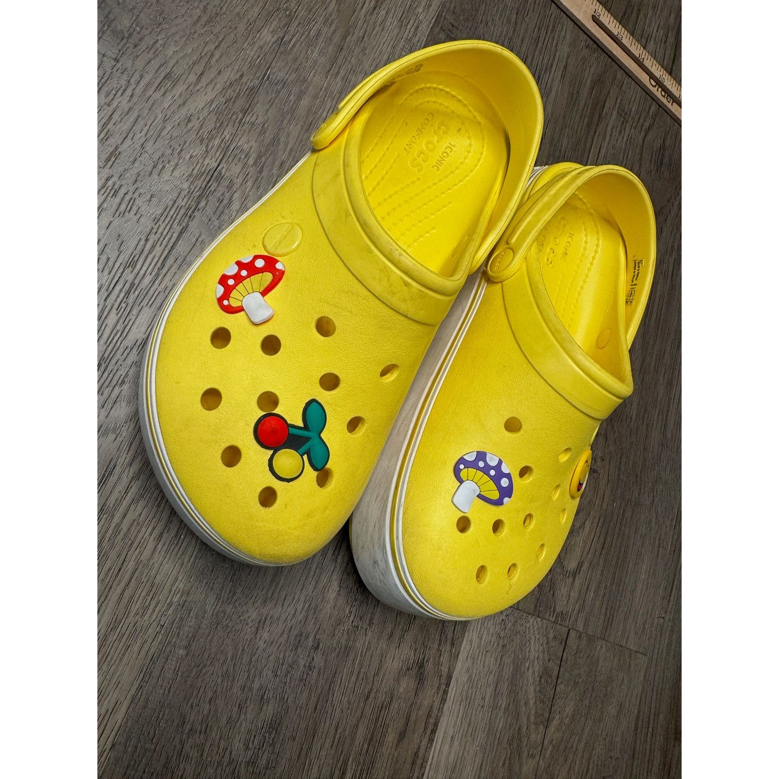 Yellow crocs size 7 sales