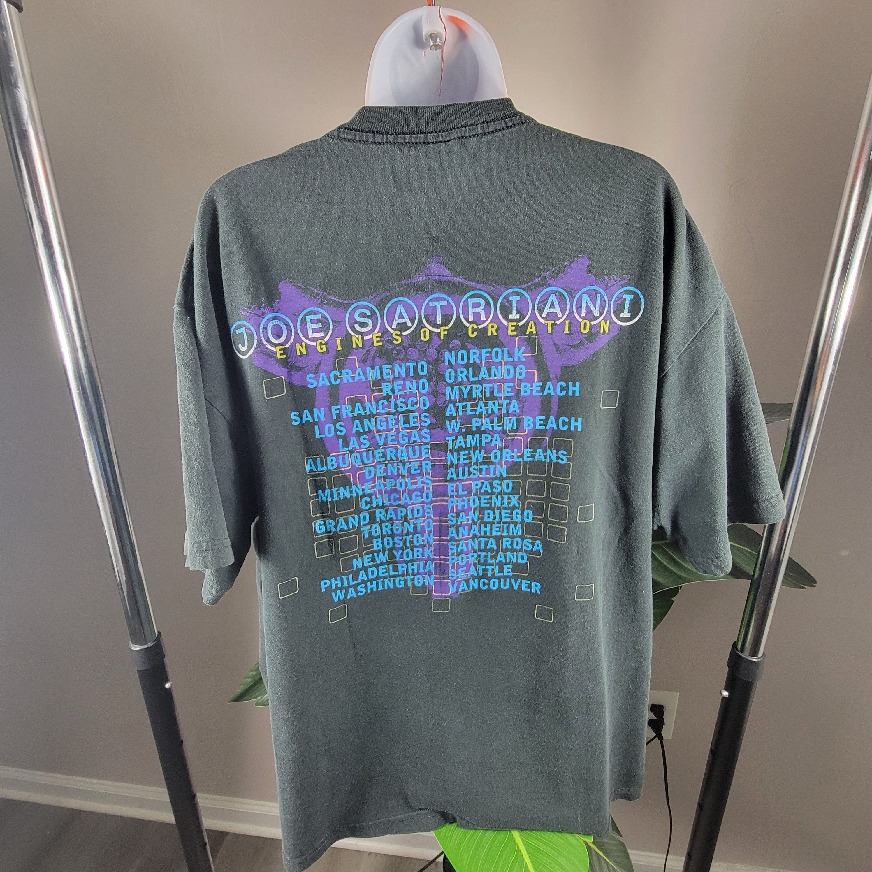 Tultex vintage y2k band tee Joe Satriani Engines of Creation 🎸 Size US XL / EU 56 / 4 - 4 Thumbnail