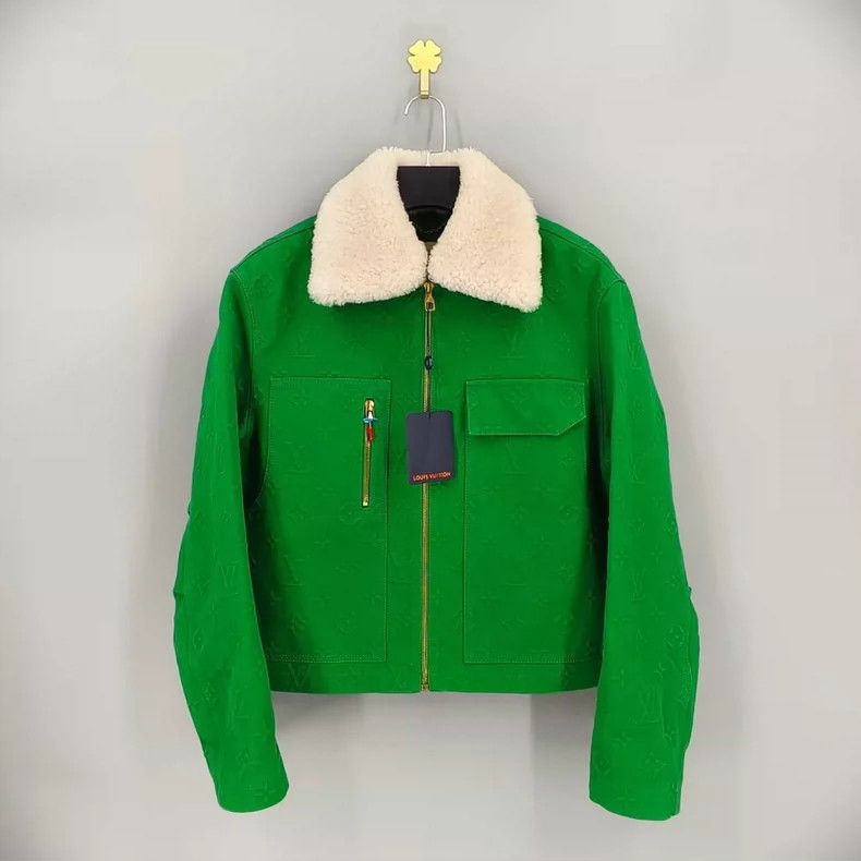 Louis Vuitton Louis Vuitton Green logging embossed logo fur collar denim Size US S / EU 44-46 / 1 - 1 Thumbnail