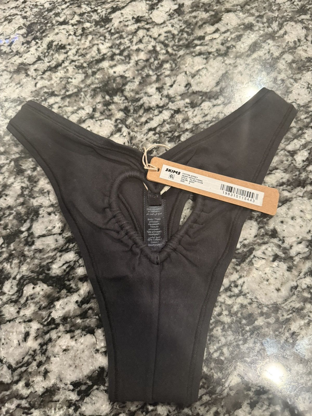 Kim Kardashian × SKIMS Skims Heart Dipped Thong Soot Black Small Size ONE SIZE - 3 Thumbnail