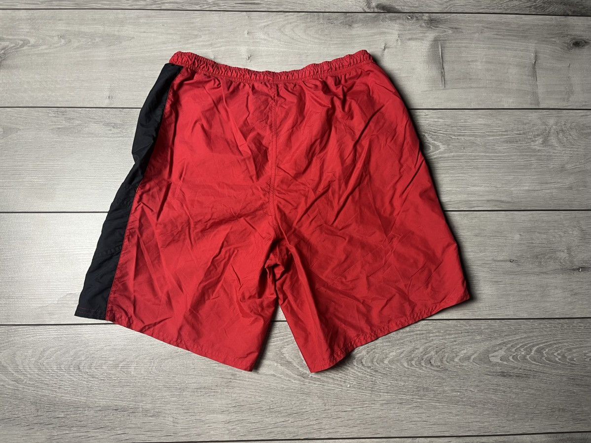 Nike Nike shorts vintage swoosh swimmer size Medium Size US 32 / EU 48 - 4 Thumbnail