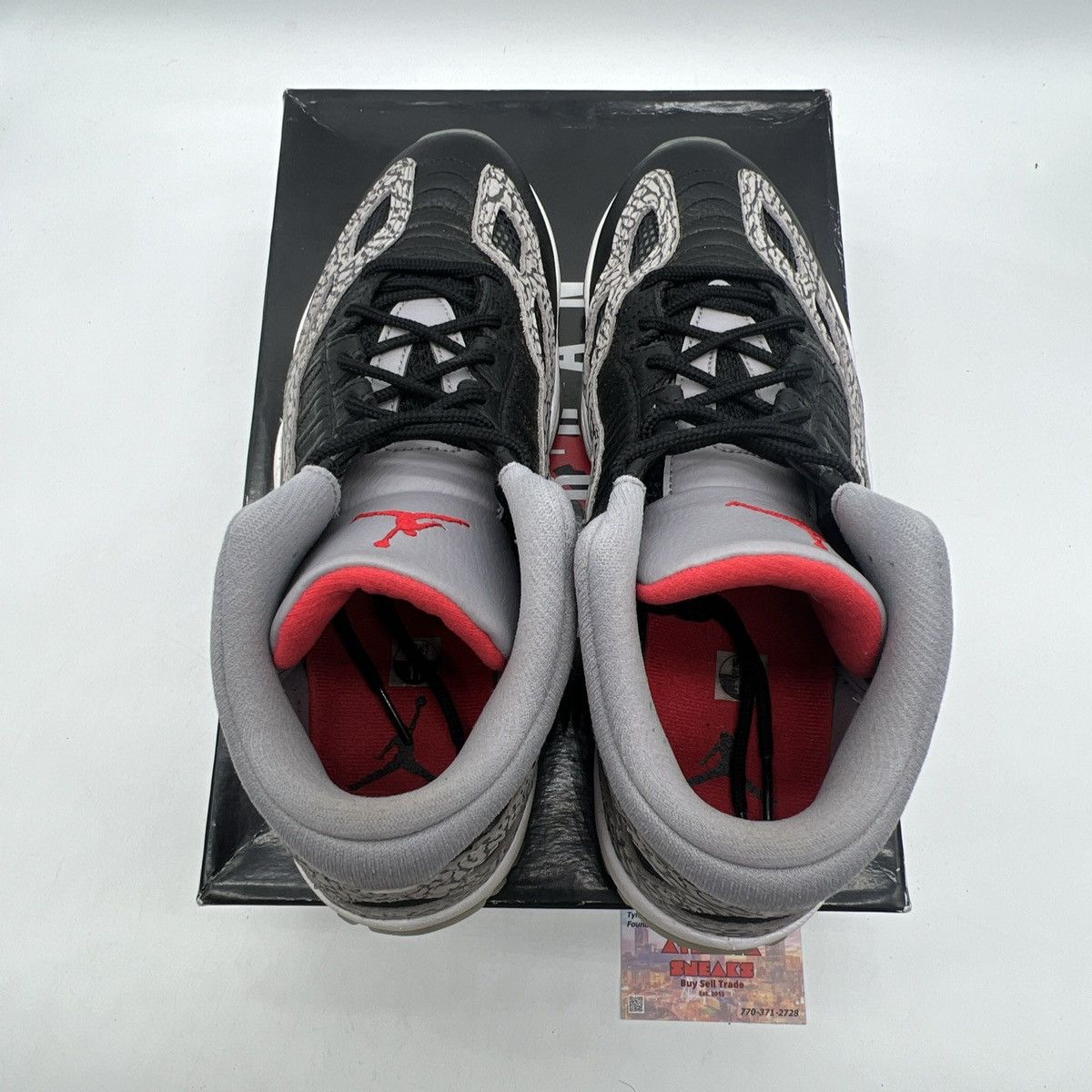 Jordan Brand Air Jordan 11 low IE black cement Size US 11 / EU 44 - 7 Thumbnail