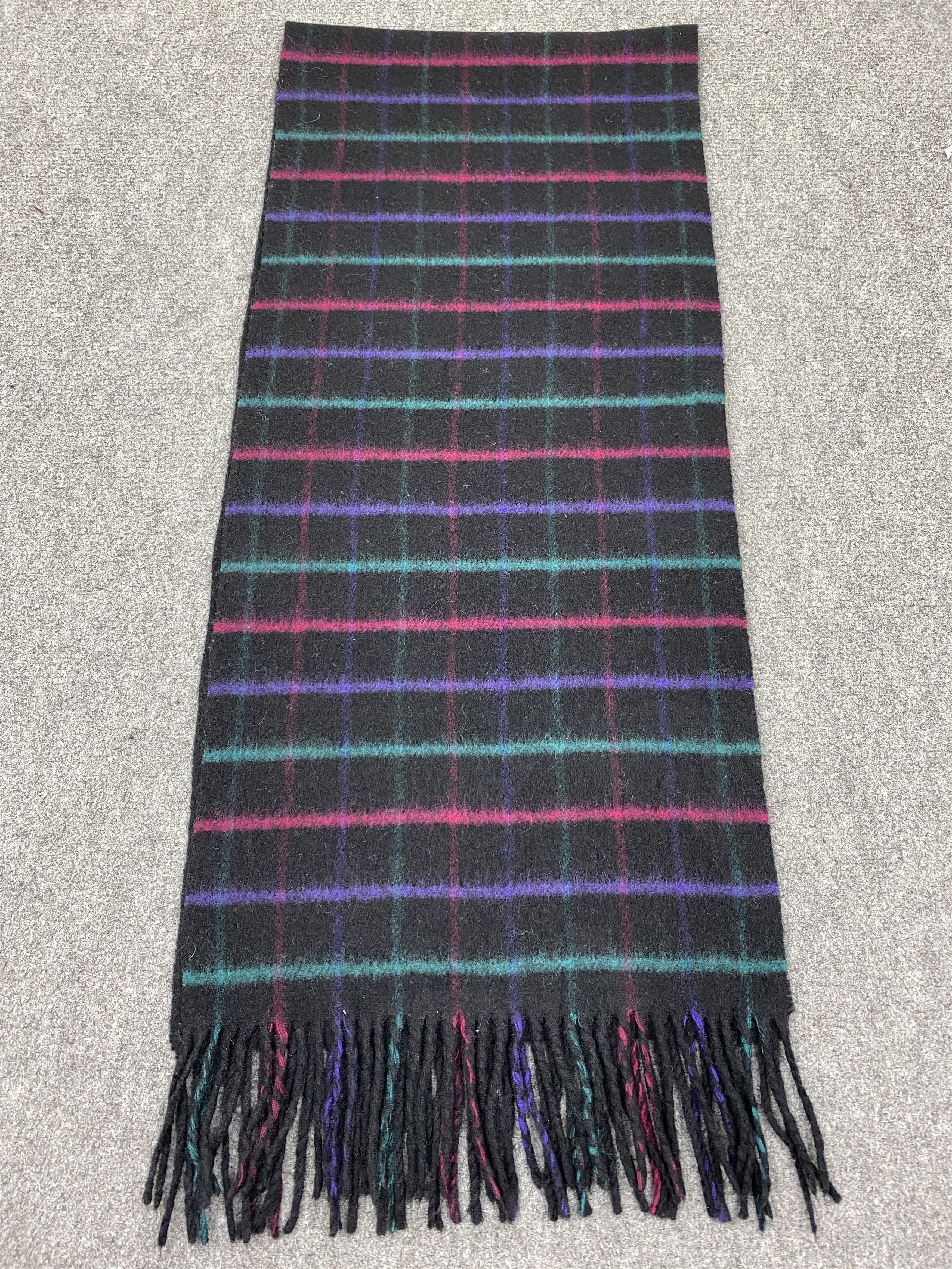 Pierre Balmain Vintage Pierre Balmain Scarf / Muffler / Neckwear SC0345 Size ONE SIZE - 2 Thumbnail