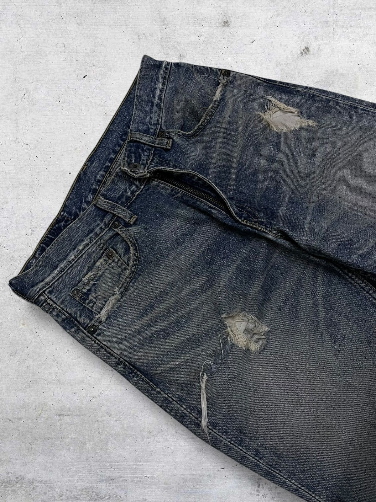 Levi's Vintage Clothing VINTAGE 502 LEVIS 90S DESIGNER USA DISTRESSED DIRTY OG DENIM Size US 29 - 8 Thumbnail