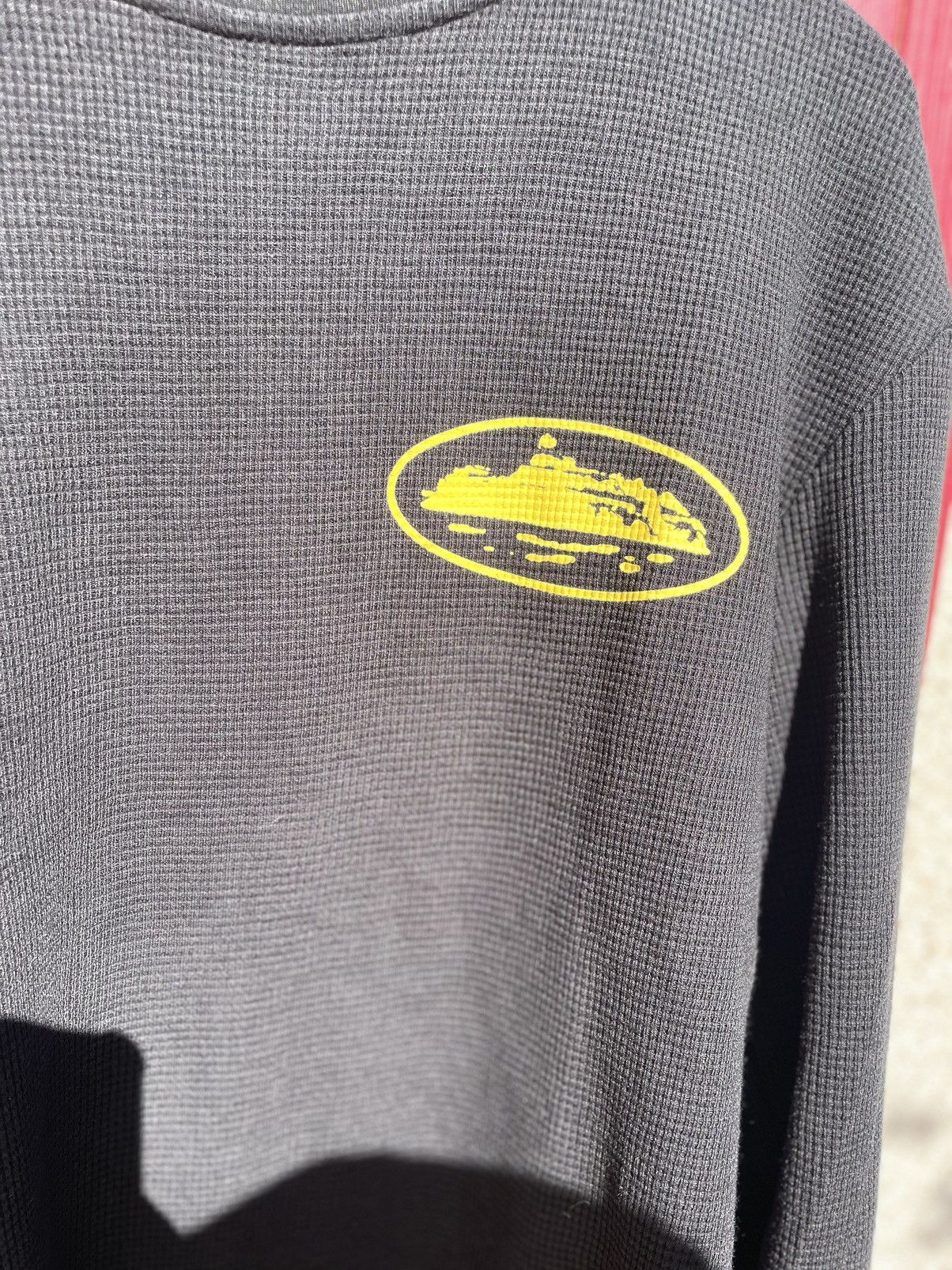 Corteiz corteiz alcatraz waffle jumper black and yellow Size US M / EU 48-50 / 2 - 7 Thumbnail