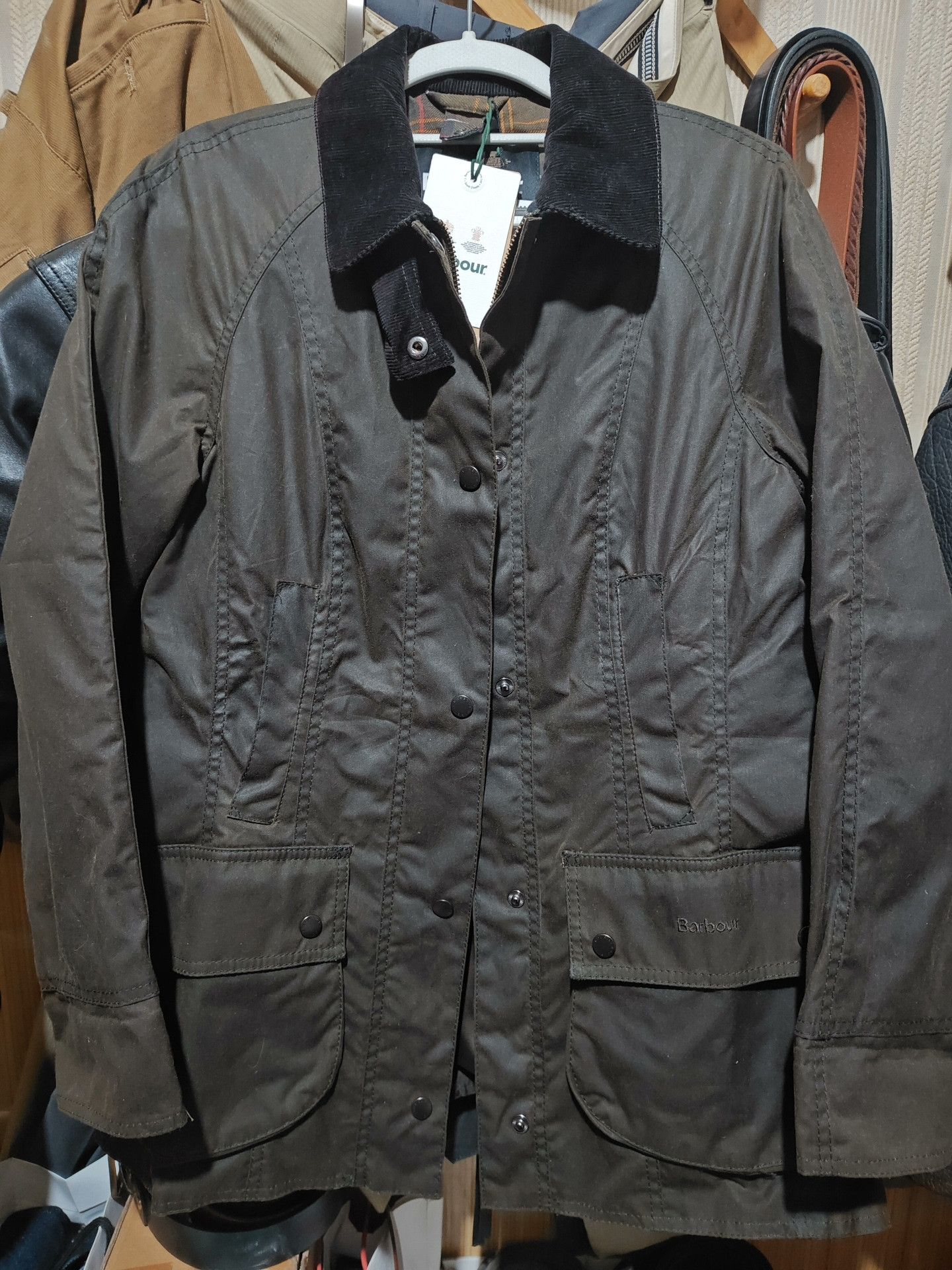 Barbour Barbour Beadnell Women's Waxed Jacket Size XS / US 0-2 / IT 36-38 - 1 Thumbnail