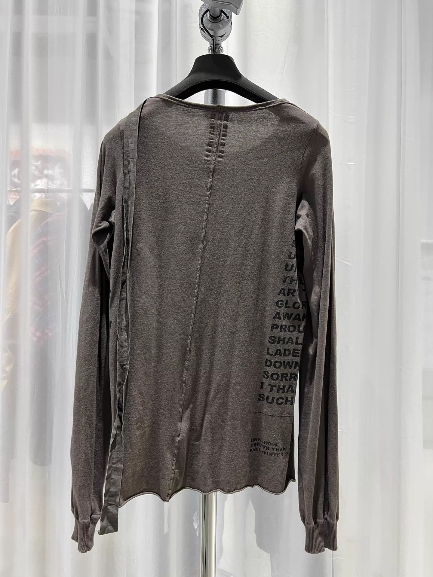 Rick Owens Rick Owens 07 Print LS Tee Gray-Brown Slim S Size US S / EU 44-46 / 1 - 4 Thumbnail