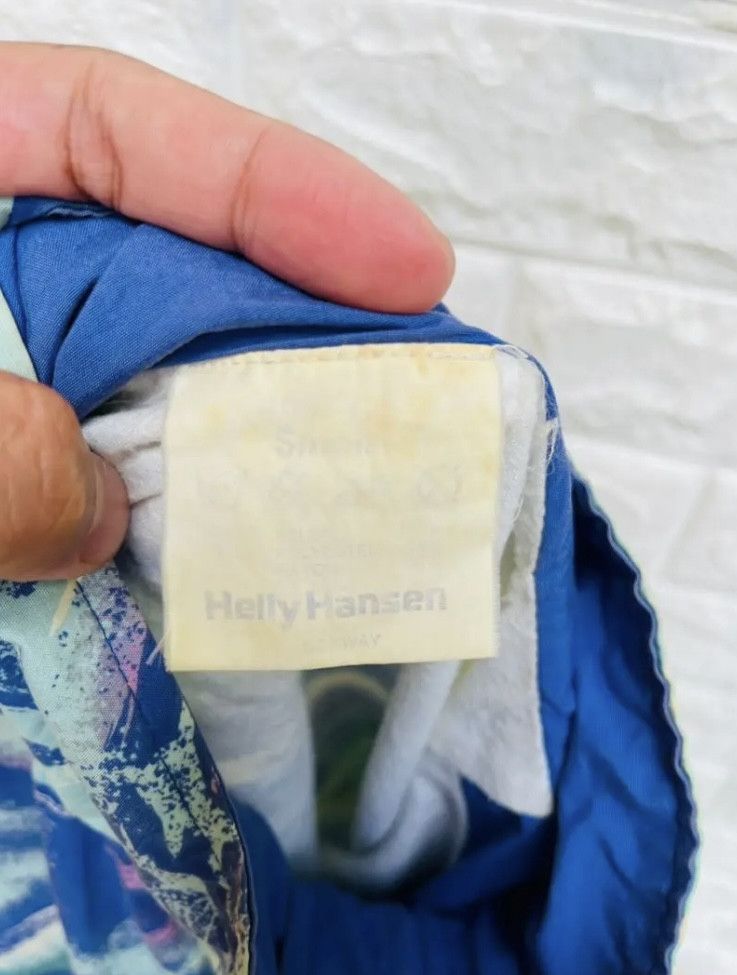 Helly Hansen Vintage Helly Hansen Hip Hop Streetwear Fashion Style Size US M / EU 48-50 / 2 - 10 Thumbnail