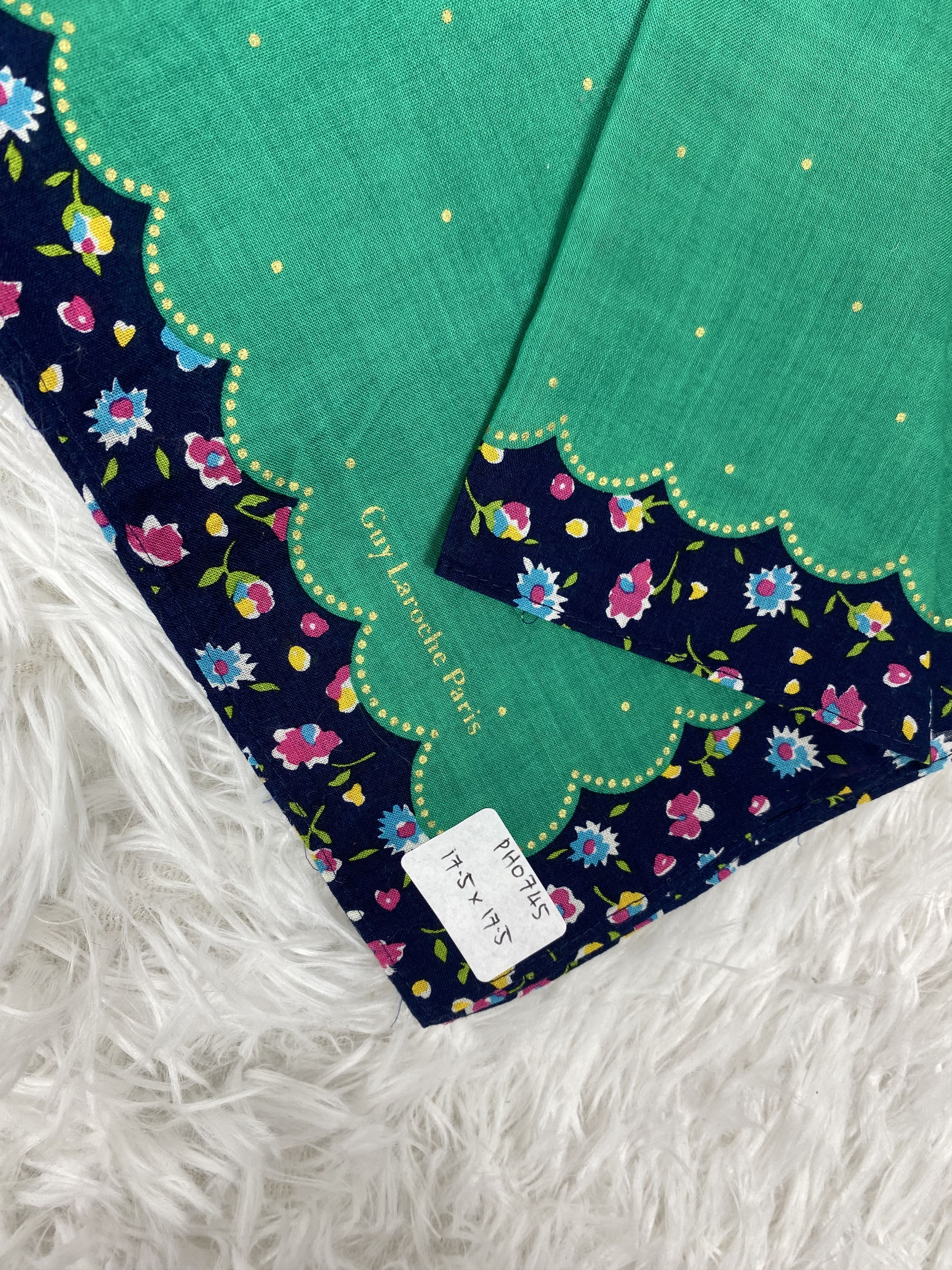 Guy Laroche × Vintage Vintage Guy Laroche Handkerchief Neckerchief PH0745 Size ONE SIZE - 2 Thumbnail