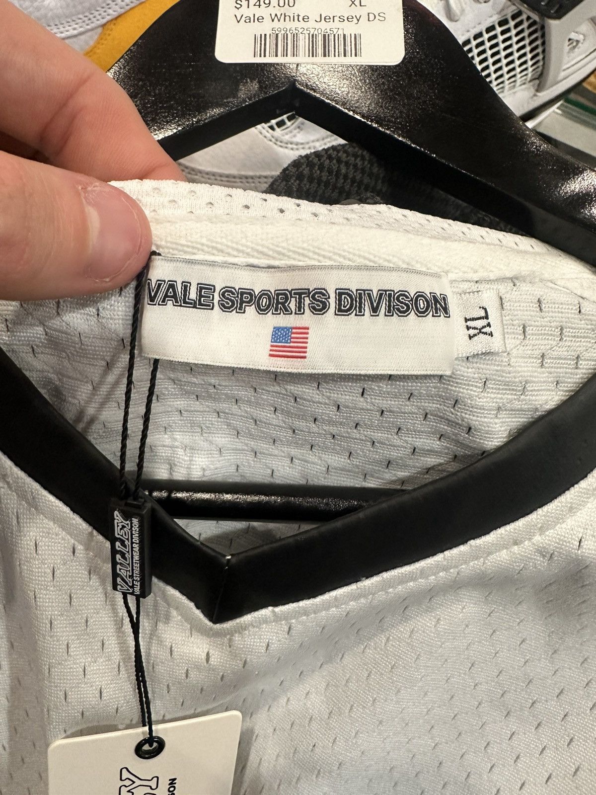 Vale Vale White Jersey DS Size US XL / EU 56 / 4 - 3 Thumbnail