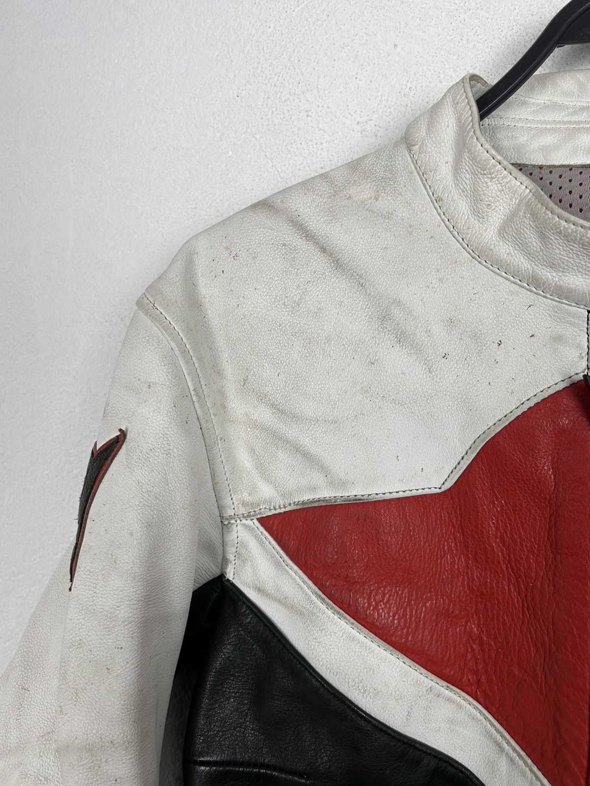 Dainese 80s Vintage Dainese Womenswear Motorcycle Leather Jacket Size XL / US 12-14 / IT 48-50 - 4 Thumbnail