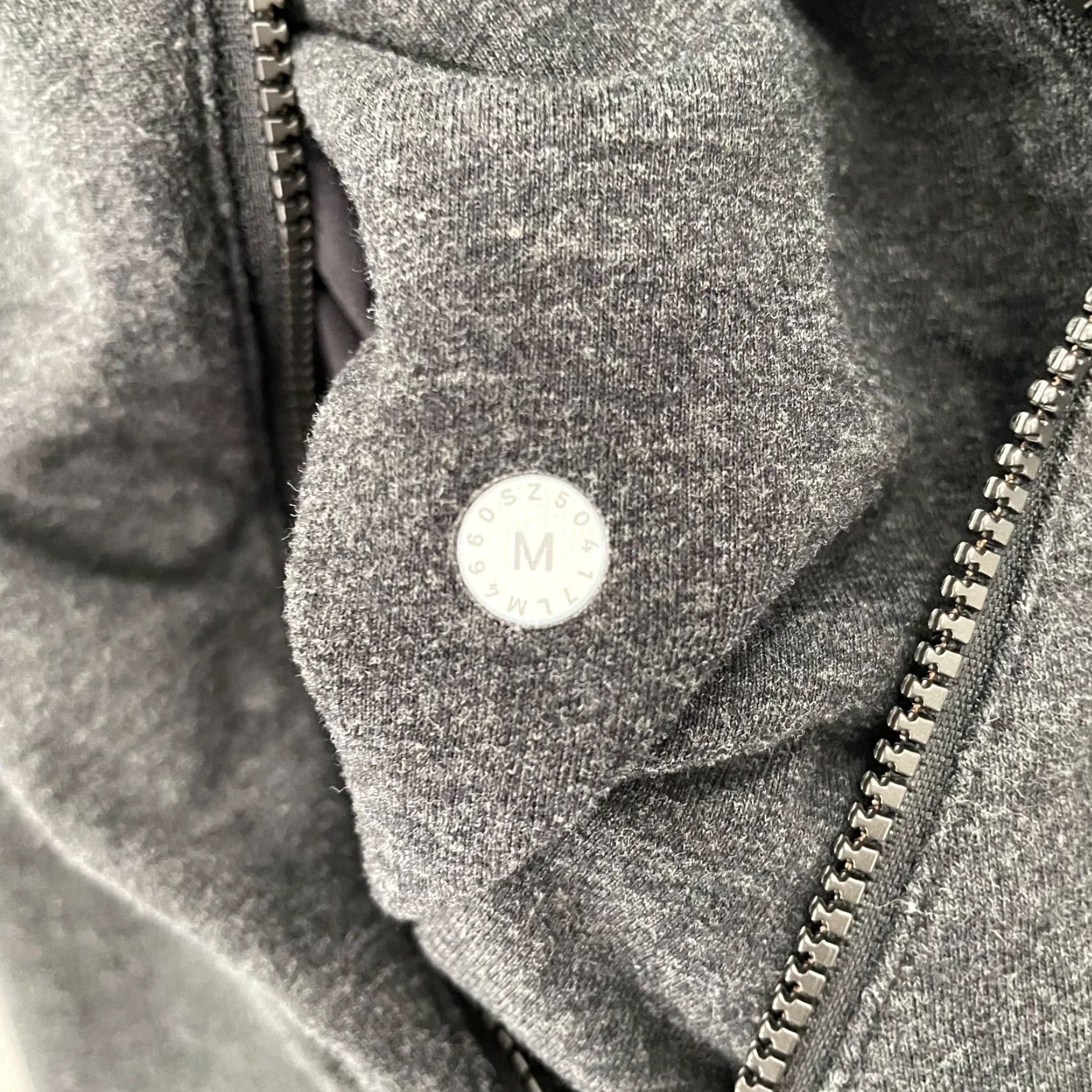 Lululemon VINTAGE Lululemon Hoodie Adult Medium Gray Full Zip Pockets Sports & Outdoor Mens M Size US M / EU 48-50 / 2 - 7 Thumbnail