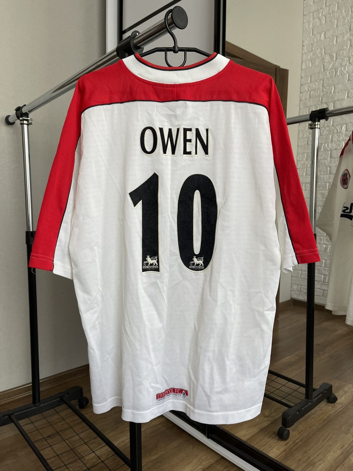 Reebok 1998/1999 Reebok Liverpool Owen Vintage Soccer Jersey Tee Size US XL / EU 56 / 4 - 3 Thumbnail