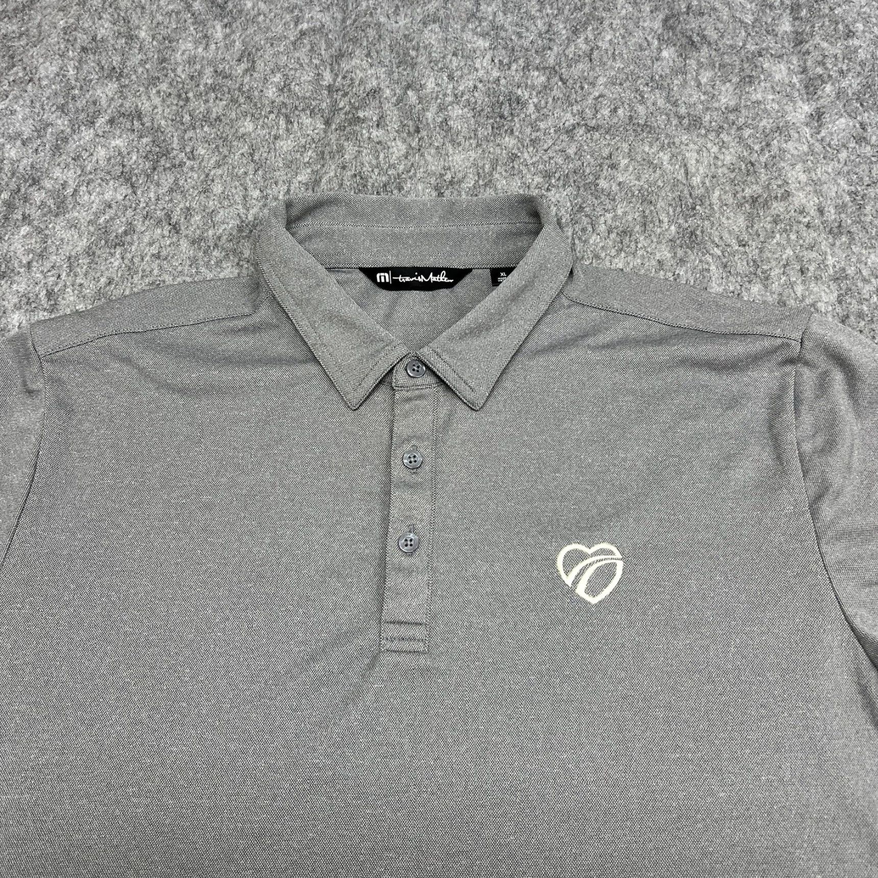 TravisMathew TravisMathew Polo Shirt Mens XL Gray Lightweight Performance Golf Regular Sleeve Short Sleeve Collared Button Front Pique Jersey Size US XL / EU 56 / 4 - 6 Thumbnail