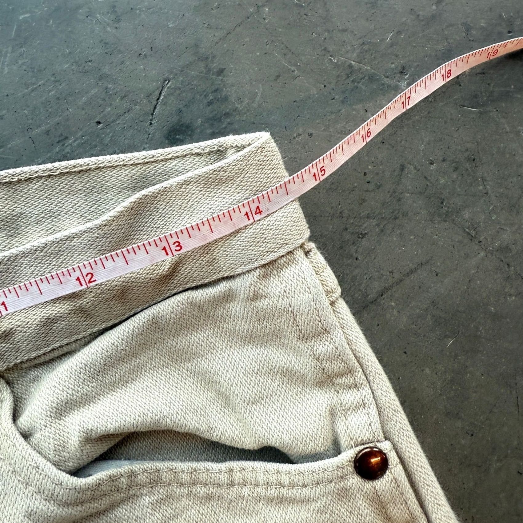 Wrangler VINTAGE Wrangler Workwear Carpenter Beige Denim Light Wash Jeans 31x32 Mens Regular 31 Beige Jeans 90s 2000s Size US 31 - 4 Thumbnail