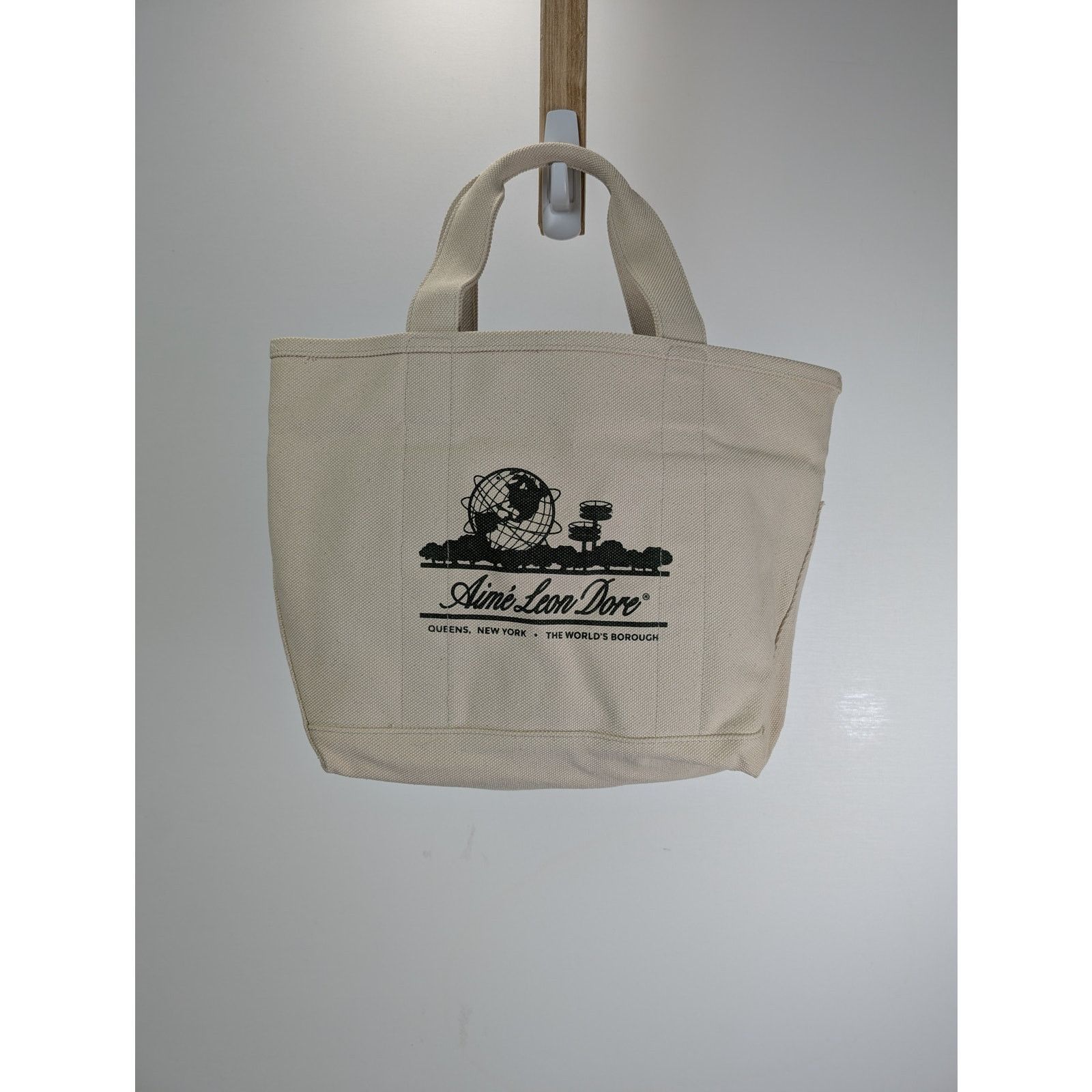 Aime Leon Dore o1rshd1 Size: OS / Small Unisphere Tote in Beige Size ONE SIZE - 2 Thumbnail