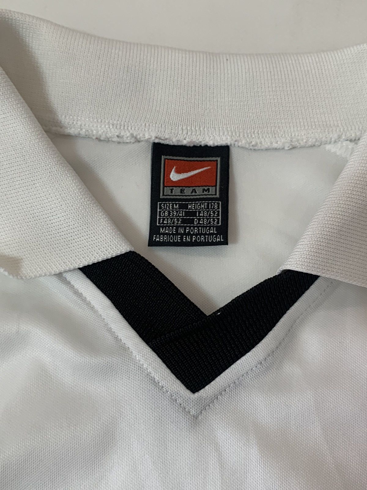 Vintage Rare! Original Nike Valencia CF 2000/2001 Home Size US M / EU 48-50 / 2 - 8 Thumbnail