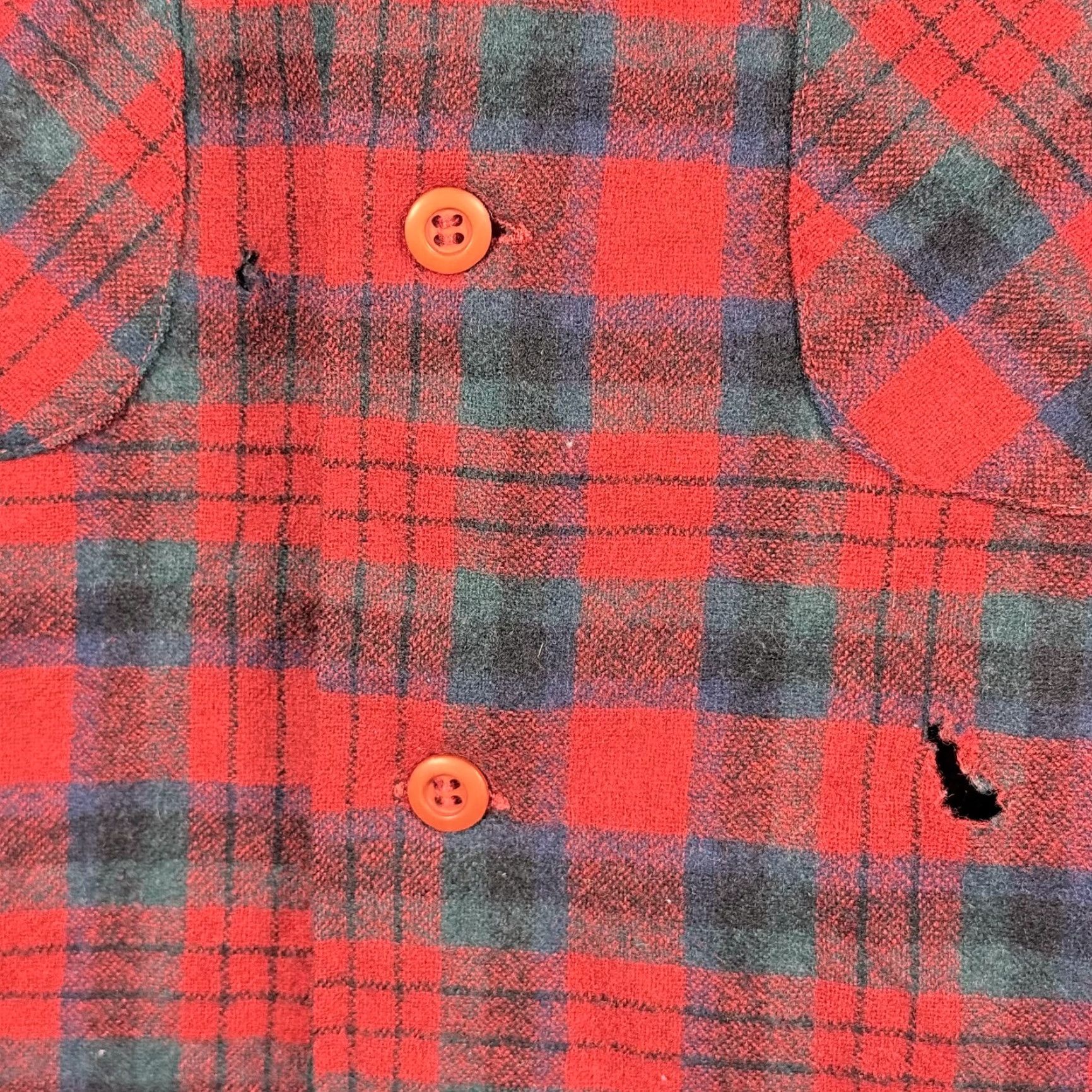 Pendleton VINTAGE Pendleton Shirt Plaid Wool USA Made Medium Blue Red Mens Size US M / EU 48-50 / 2 - 6 Thumbnail
