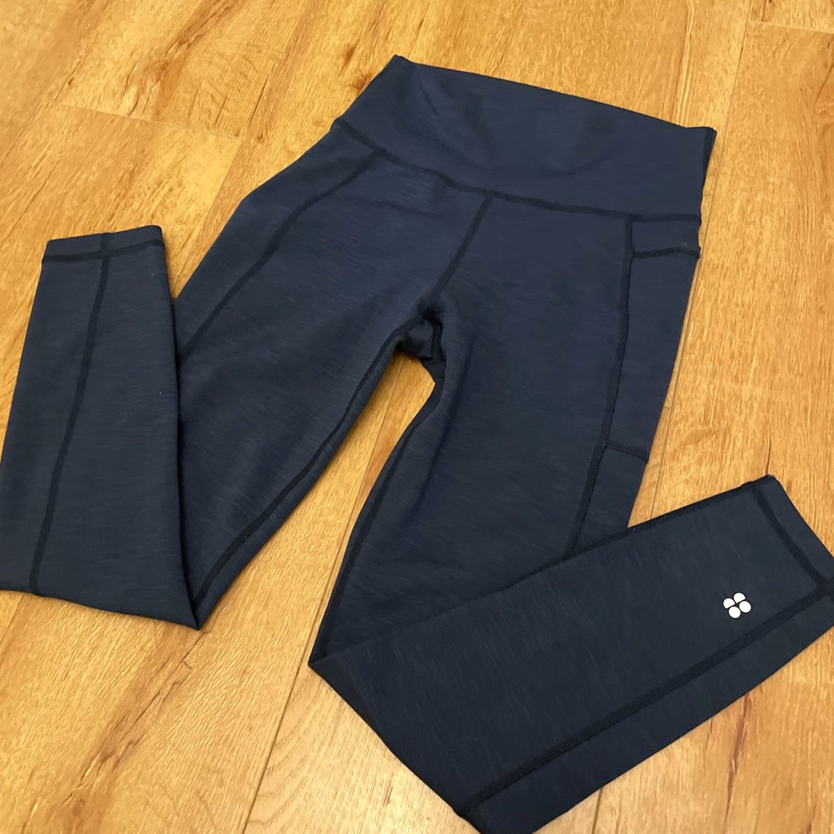 Sweaty Betty Sweaty Betty Leggings Womens XS Blue High Shine High Waisted 7/8 Tight Slim Legged Athletic Compression Skinny Inseam 24 in Womens Size 26" / US 2 / IT 38 - 5 Thumbnail