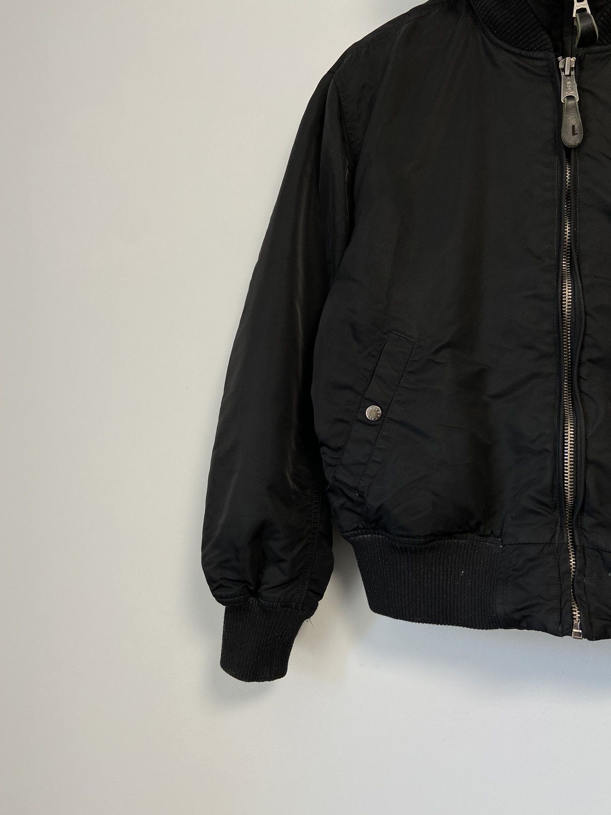 Alpha Industries Alpha Industries Vintage Bomber Jacket hoodie Y2K style Size US L / EU 52-54 / 3 - 3 Thumbnail