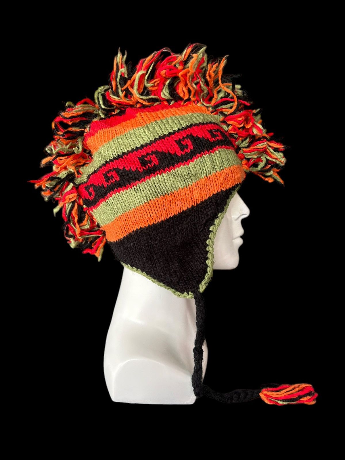 Japanese Brand Mohawk Very Rare Crochet Knitted Handmade Beanie Hats ☠️☠️ Size ONE SIZE - 2 Thumbnail