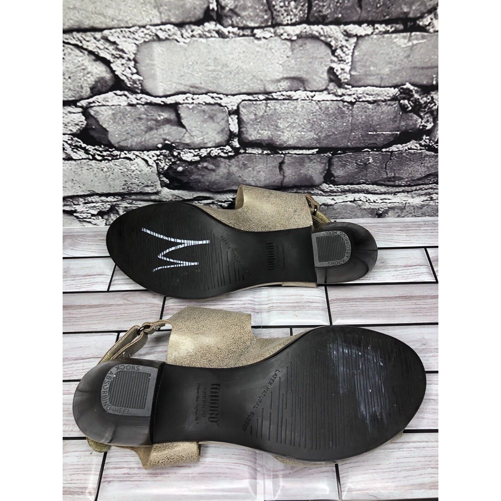 Other Munro American Taupe Shimmer Leather Strap Casual Heels Wom Size US 8.5 / IT 38.5 - 7 Thumbnail