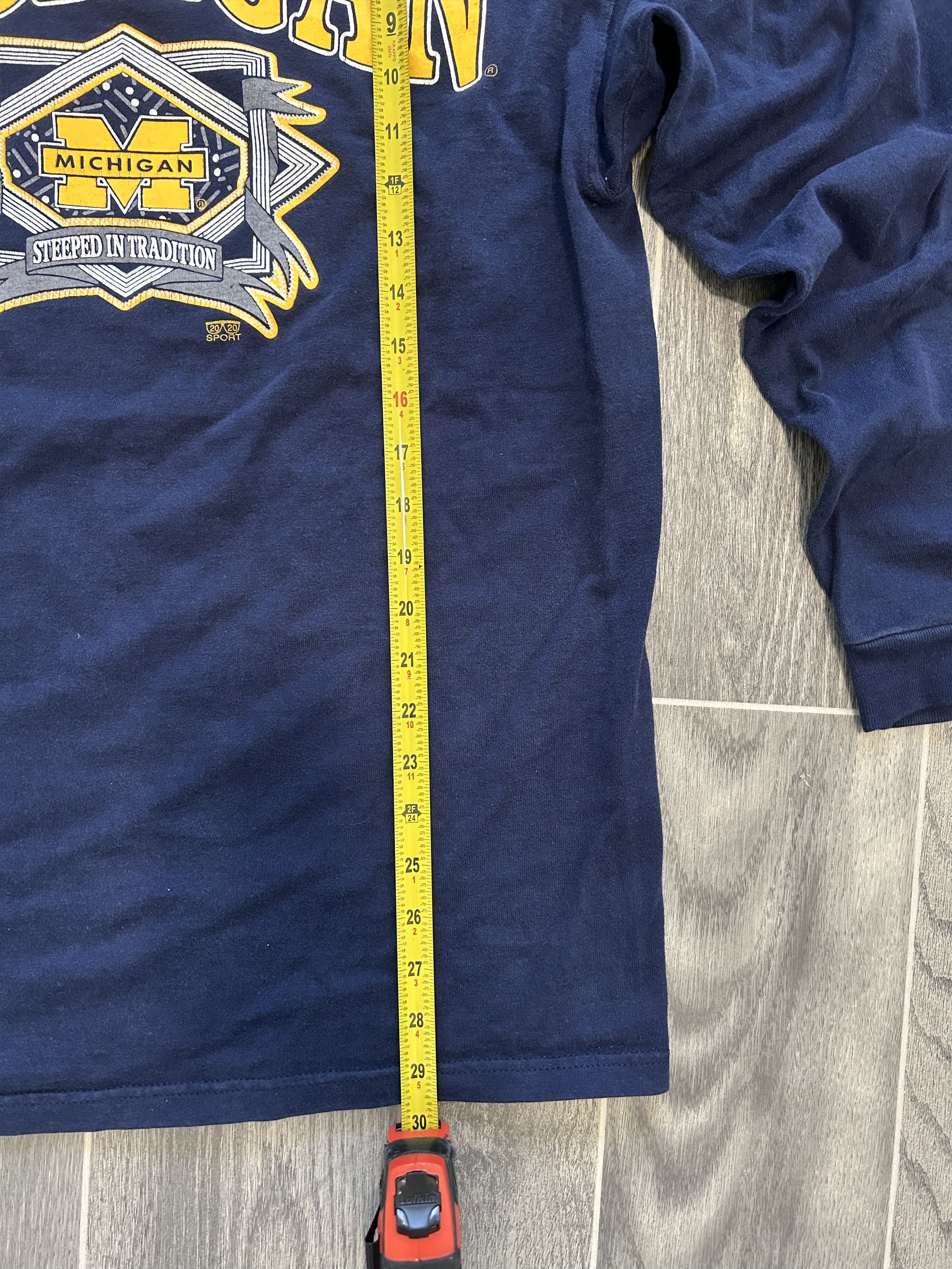 NCAA Vintage Michigan Wolverines Long Sleeve T-Shirt Size US L / EU 52-54 / 3 - 4 Thumbnail