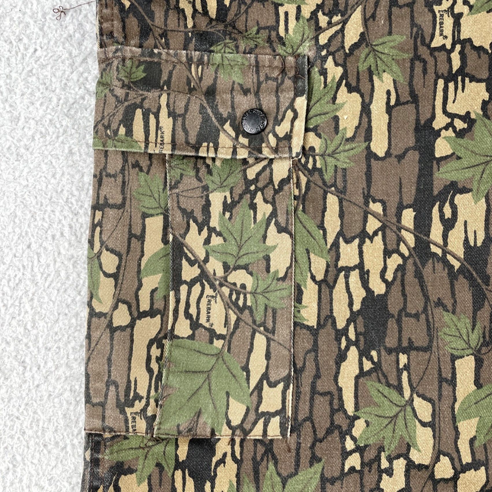 Vintage Winchester Camouflage Cargo Pants Trebark Mens 38 Brown Green EUC Cargo Pants Camouflage Trebark Pattern Size US 38 / EU 54 - 5 Thumbnail