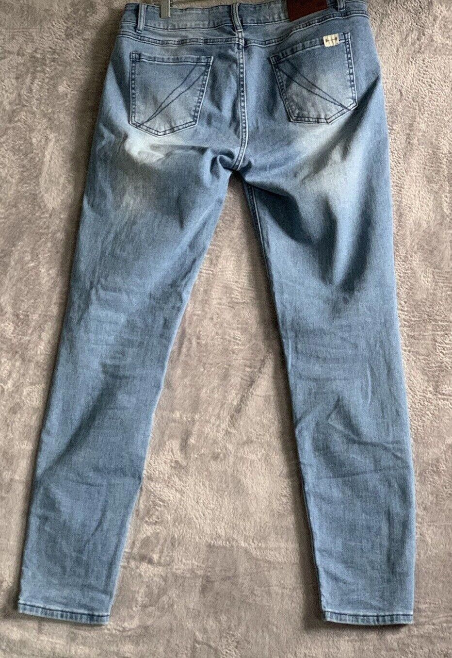 Designer Barbell Apparel Jeans Blue Denim Straight Stretch Distressed Size US 31 - 2 Thumbnail