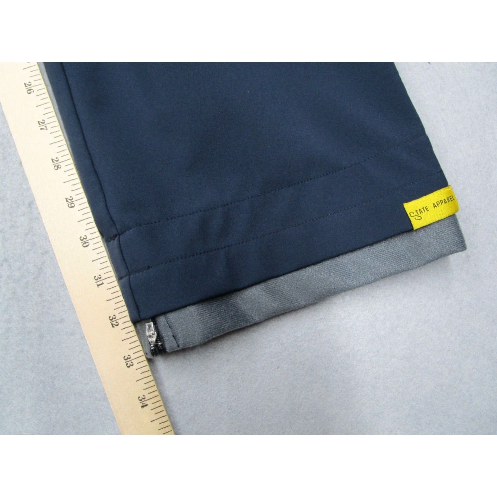 Vintage STATE APPAREL Men's Blue flat front COMPETITION pants 34x33 Zip 5-Pocket Chino polyester spandex Made in USA Vintage: No (adjusted not allowed). Size US 34 / EU 50 - 5 Thumbnail