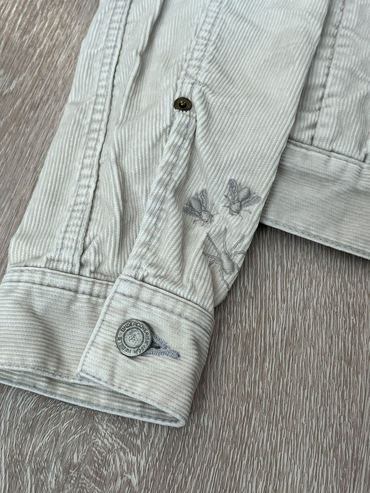 Undercover AW06 Undercover Guruguru White Corduroy Bug/Insect Jacket Size US M / EU 48-50 / 2 - 6 Thumbnail
