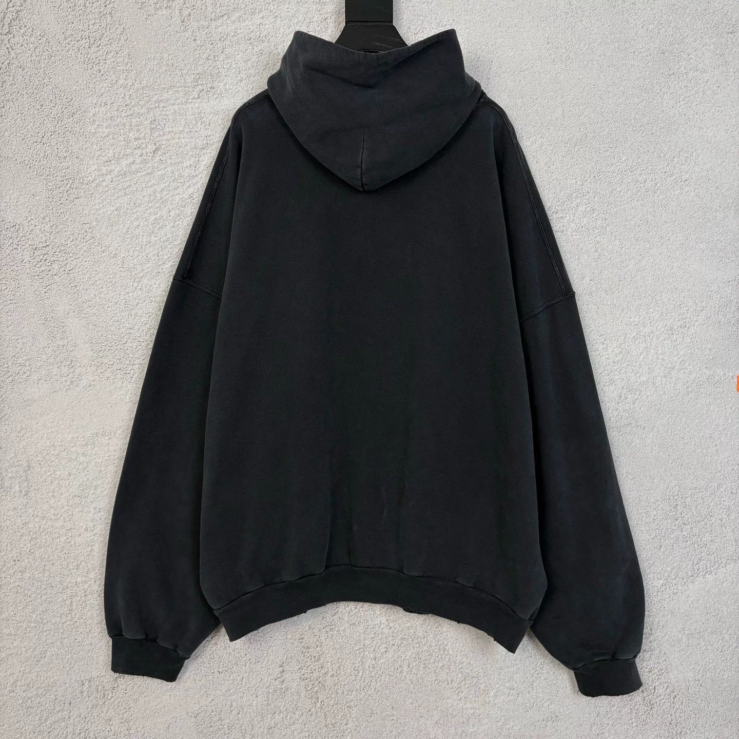 Balenciaga balenciaga black logo hoodie for men Size US M / EU 48-50 / 2 - 2 Thumbnail