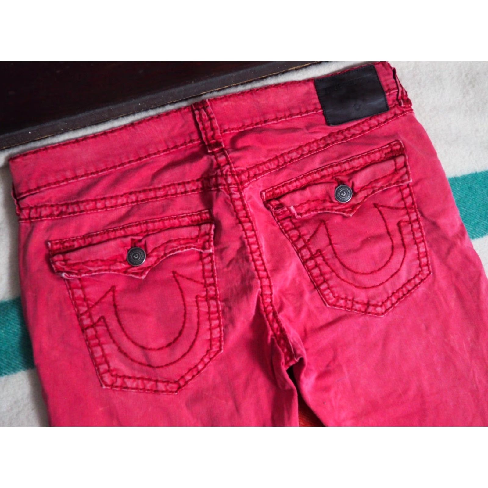 True Religion VINTAGE True Religion Ricky Straight Pants Mens 40x33 Red Logo Chino Hip Hop Punk Size US 40 / EU 56 - 3 Thumbnail