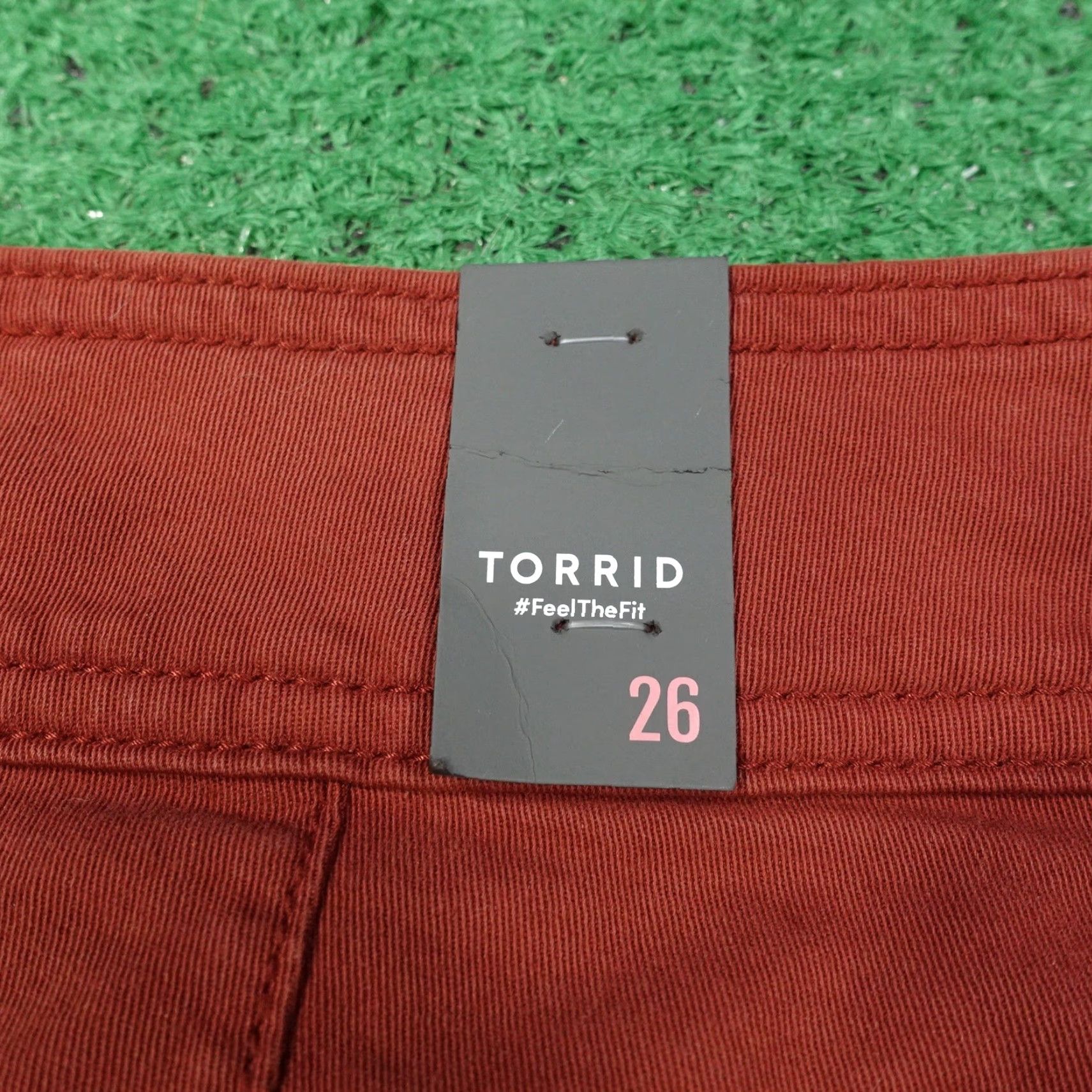 Torrid VINTAGE Torrid Womens Pants Cropped Skinny Stretch Twill 26 Fire Brick Casual Workwear Size 26" / US 2 / IT 38 - 6 Thumbnail