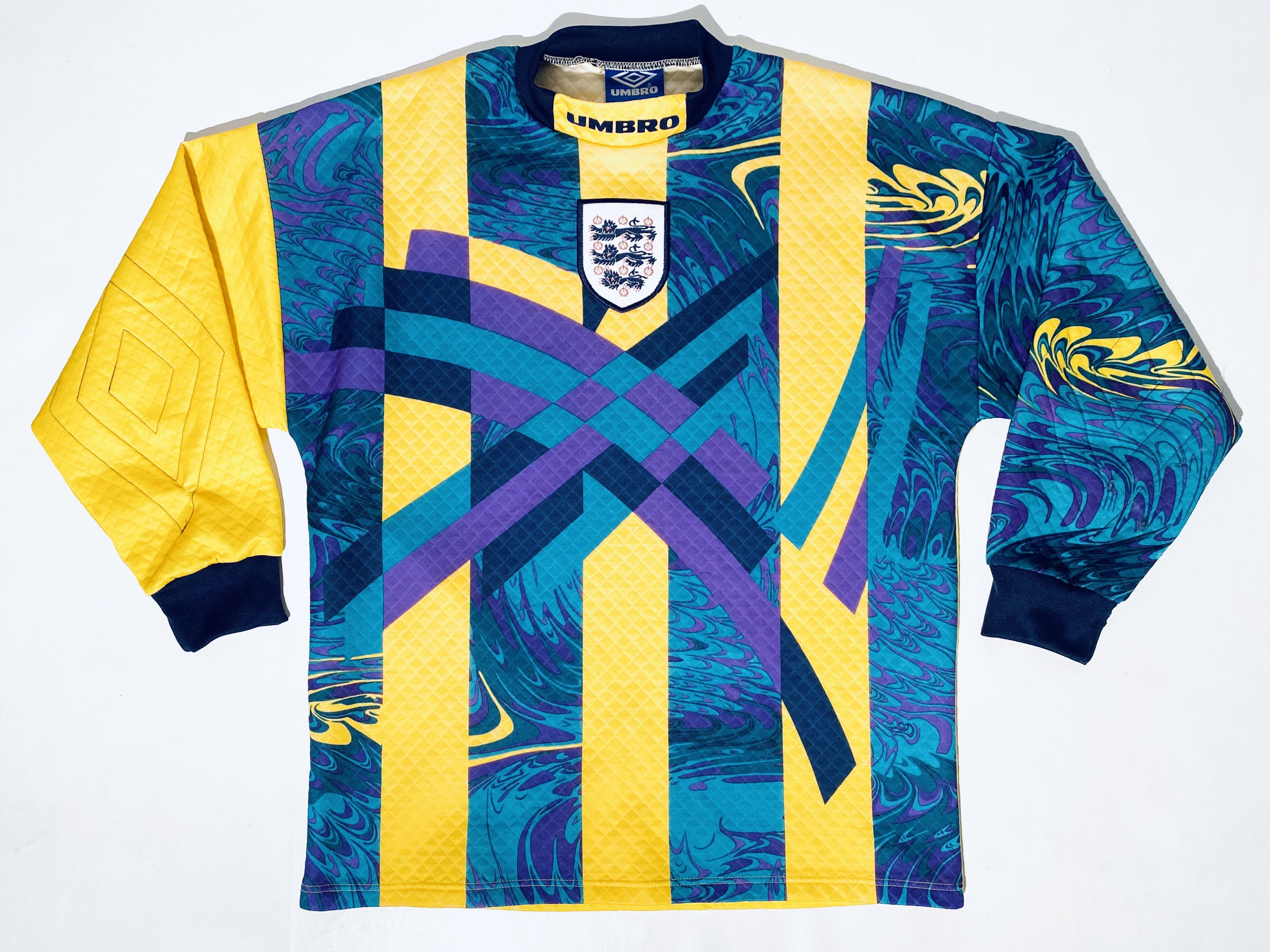 Umbro England Home Goalkeeper Euro 96 Football Shirt Jersey Size US M / EU 48-50 / 2 - 3 Thumbnail