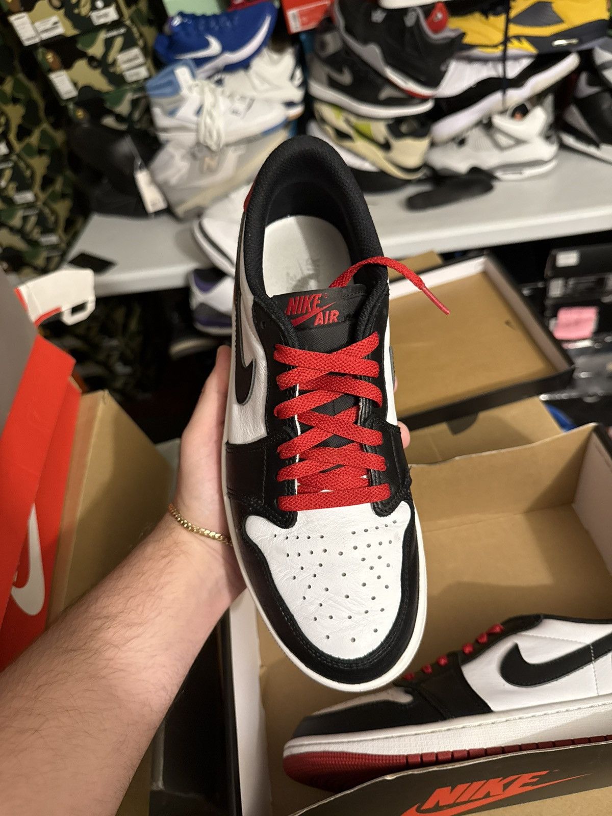 Jordan Brand Jordan retro 1 low black toe sz 9 Size US 9 / EU 42 - 2 Thumbnail