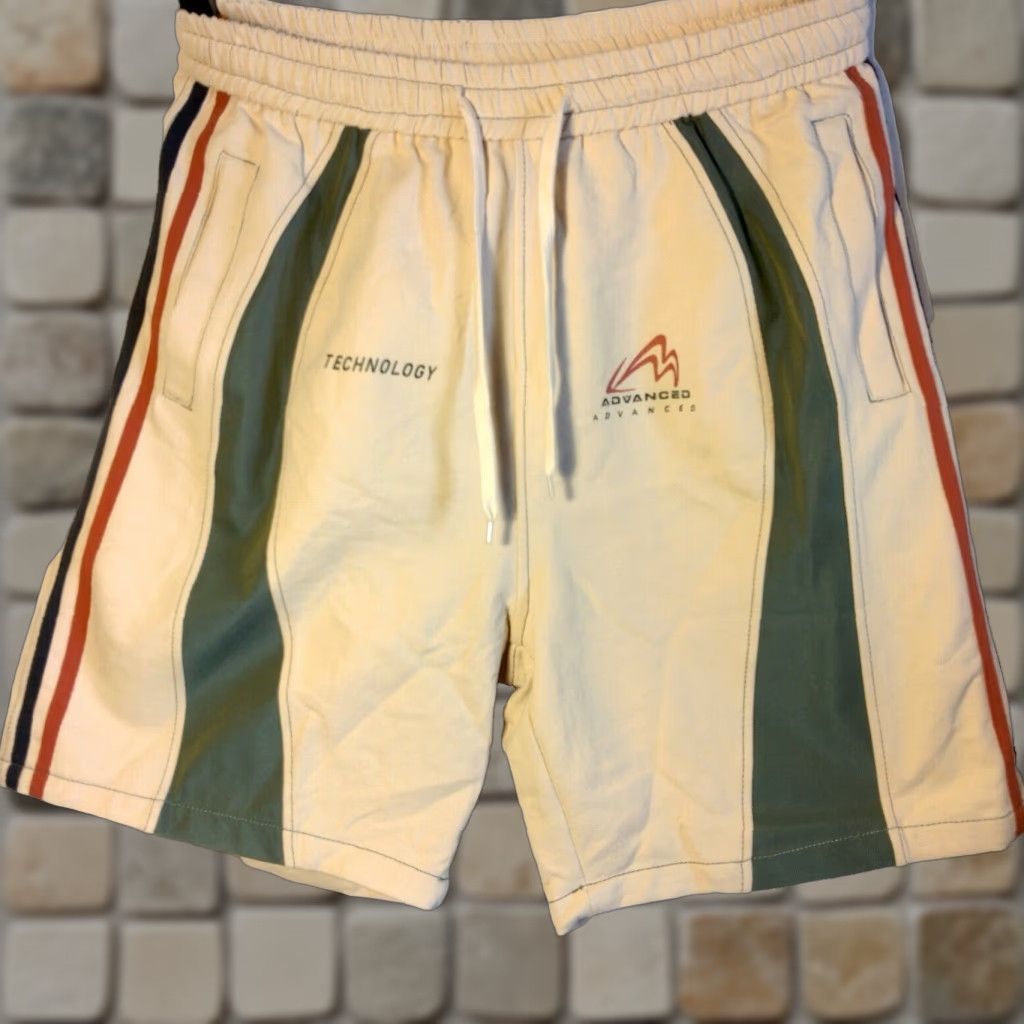 Vintage ALEFRIC EDEN Men’s Shorts 30 Waist Elastic Ivory Chino Retro Stripe Casual Size US 30 / EU 46 - 1 Thumbnail