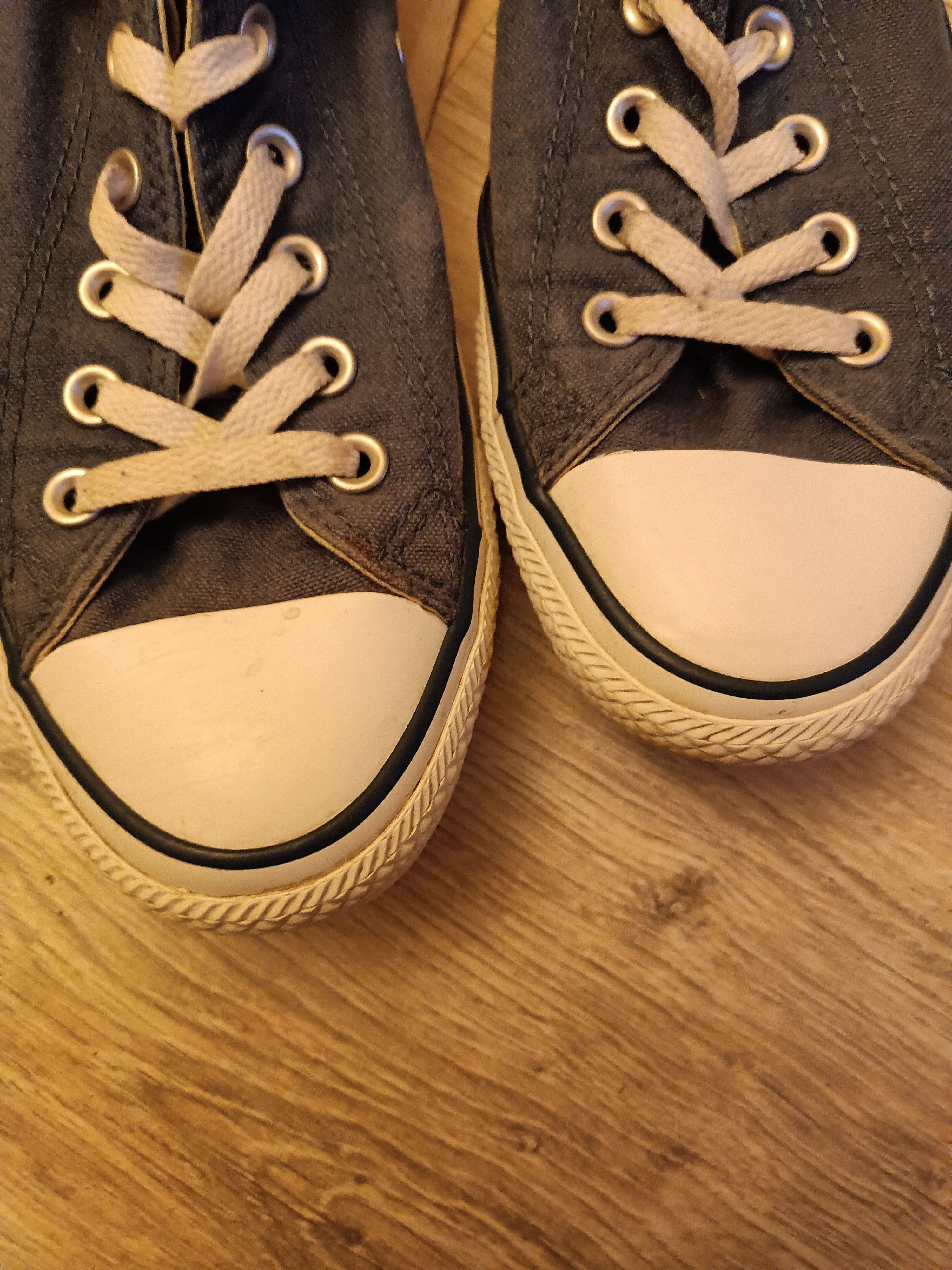 Converse Converse sneakers and unisex. Very good condition. Size US 8 / EU 41 - 9 Thumbnail