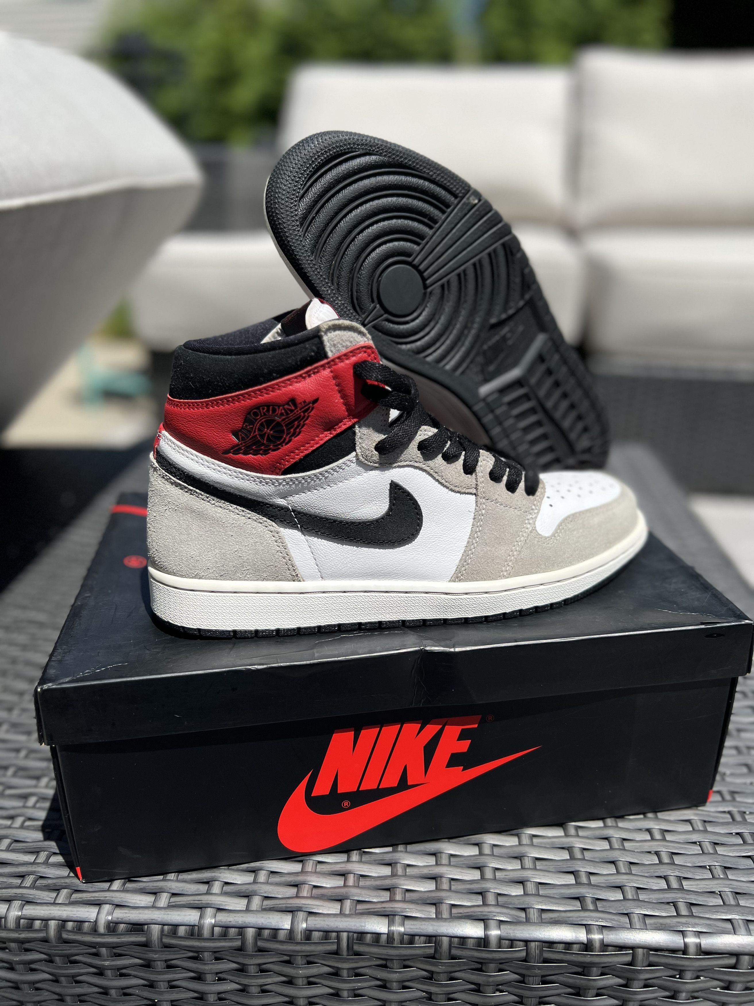 Jordan Brand Air Jordan 1 Retro High OG 'Smoke Grey' Sz 10 with box Size US 10 / EU 43 - 1 Thumbnail