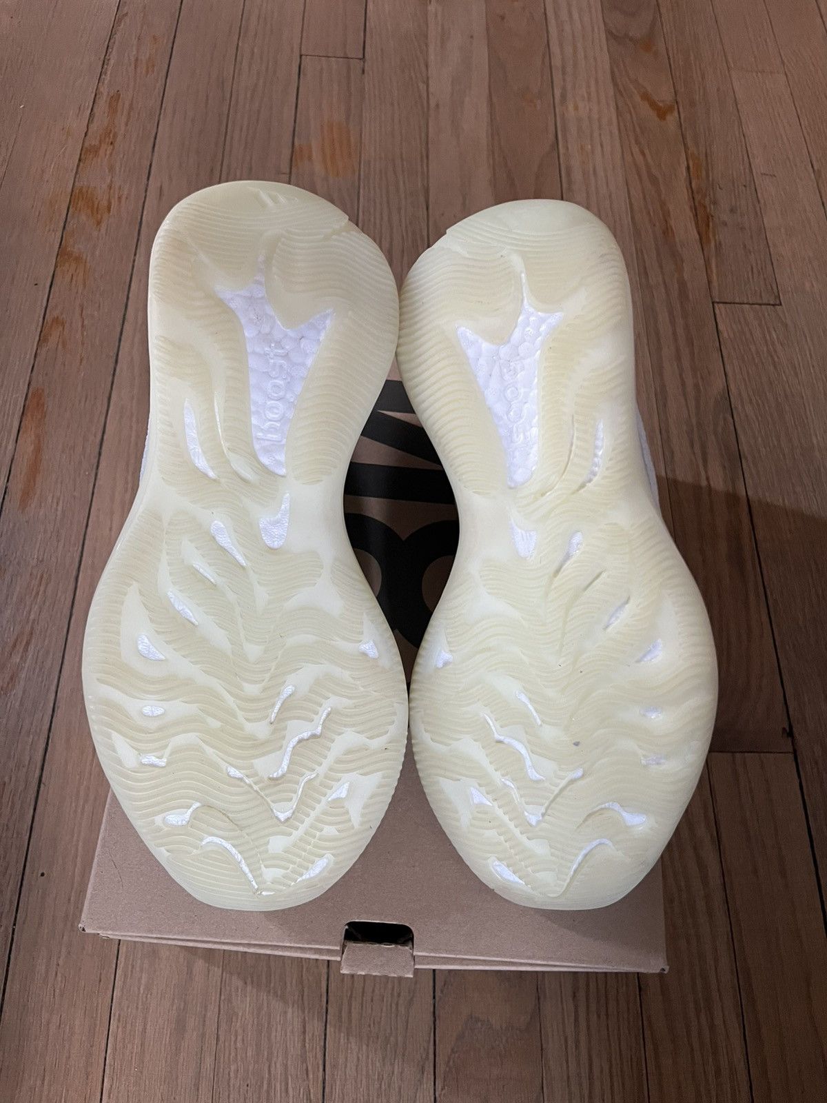 Adidas × Kanye West Yeezy Boost 380 ‘Calcite Glow’ 2020 Size US 9.5 / EU 42-43 - 4 Thumbnail