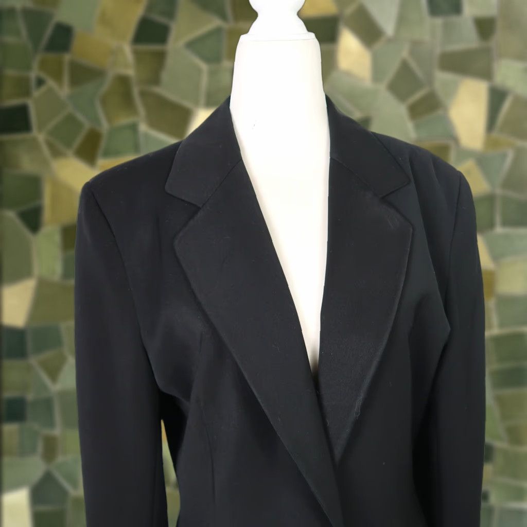 Vintage VINTAGE Votre Nom Blazer Jacket Black Microfiber Button Closure 90s Small-Medium Women Short/Mid-Length 30" Fall Spring Mens/Womens* Size S / US 4 / IT 40 - 1 Thumbnail