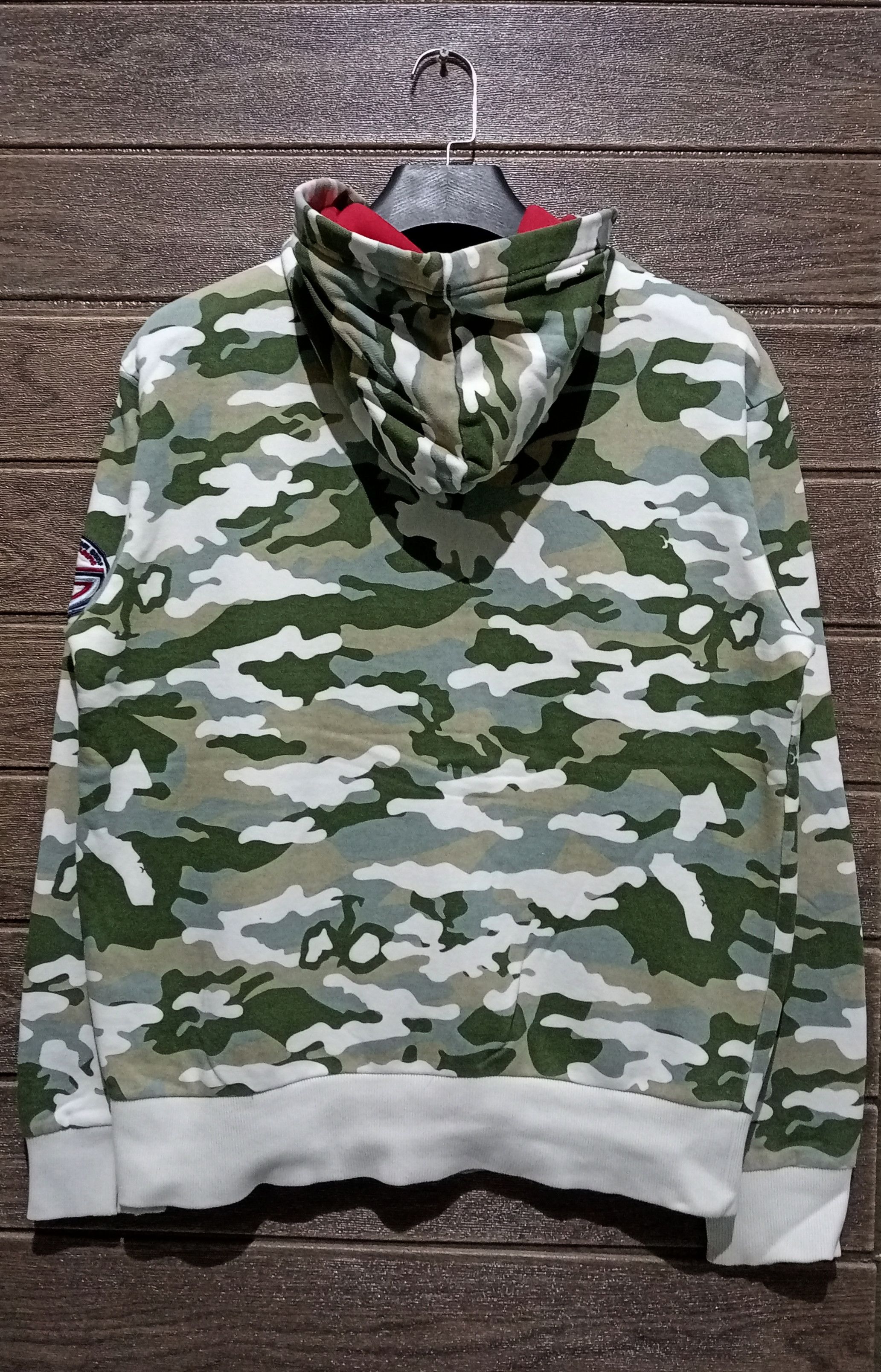 Ocean Pacific Vintage Ocean Pacific Surf Camo Pullover Hoodie Size US XL / EU 56 / 4 - 3 Thumbnail