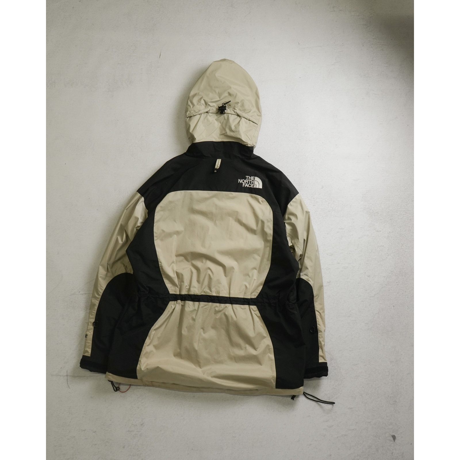 The North Face Vintage 00s The North Face Gore-Tex Jacket - Women's Medium Size M / US 6-8 / IT 42-44 - 2 Thumbnail