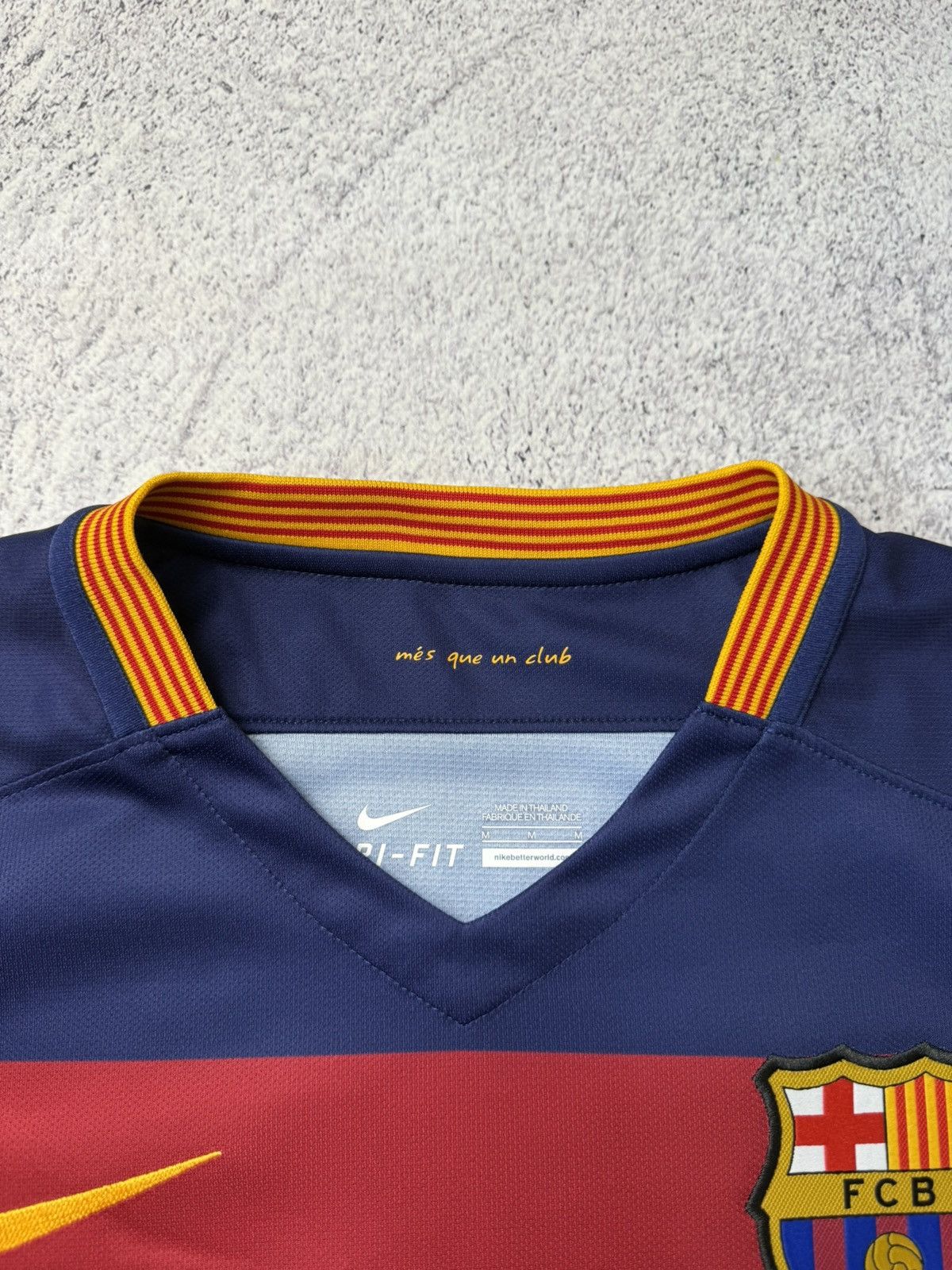 FC BARCELONA SPAIN 2016 HOME FOOTBALL SHIRT JERSEY #10 Messi