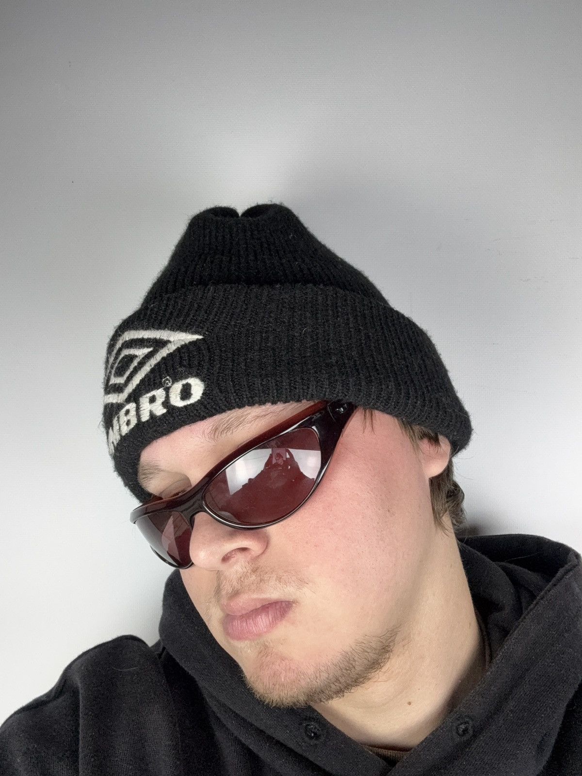 Umbro Vintage Umbro 90s Black Knit Beanie Hat Logo Y2K Small size Size ONE SIZE - 1 Thumbnail