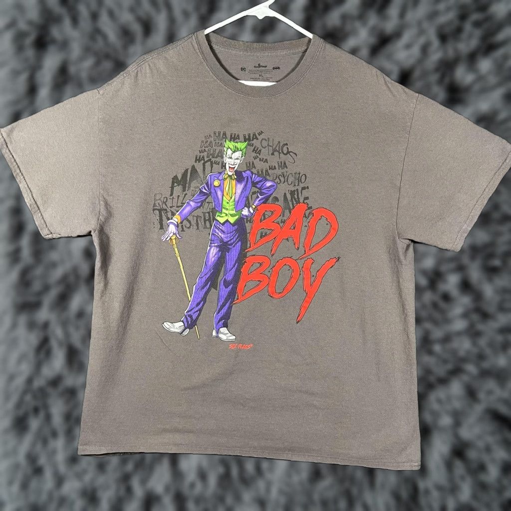 Vintage VINTAGE Six Flags The Joker Shirt Mens XL Gray Bad Boy DC Batman Graphic Tee Comic Shirt Size US XL / EU 56 / 4 - 1 Thumbnail