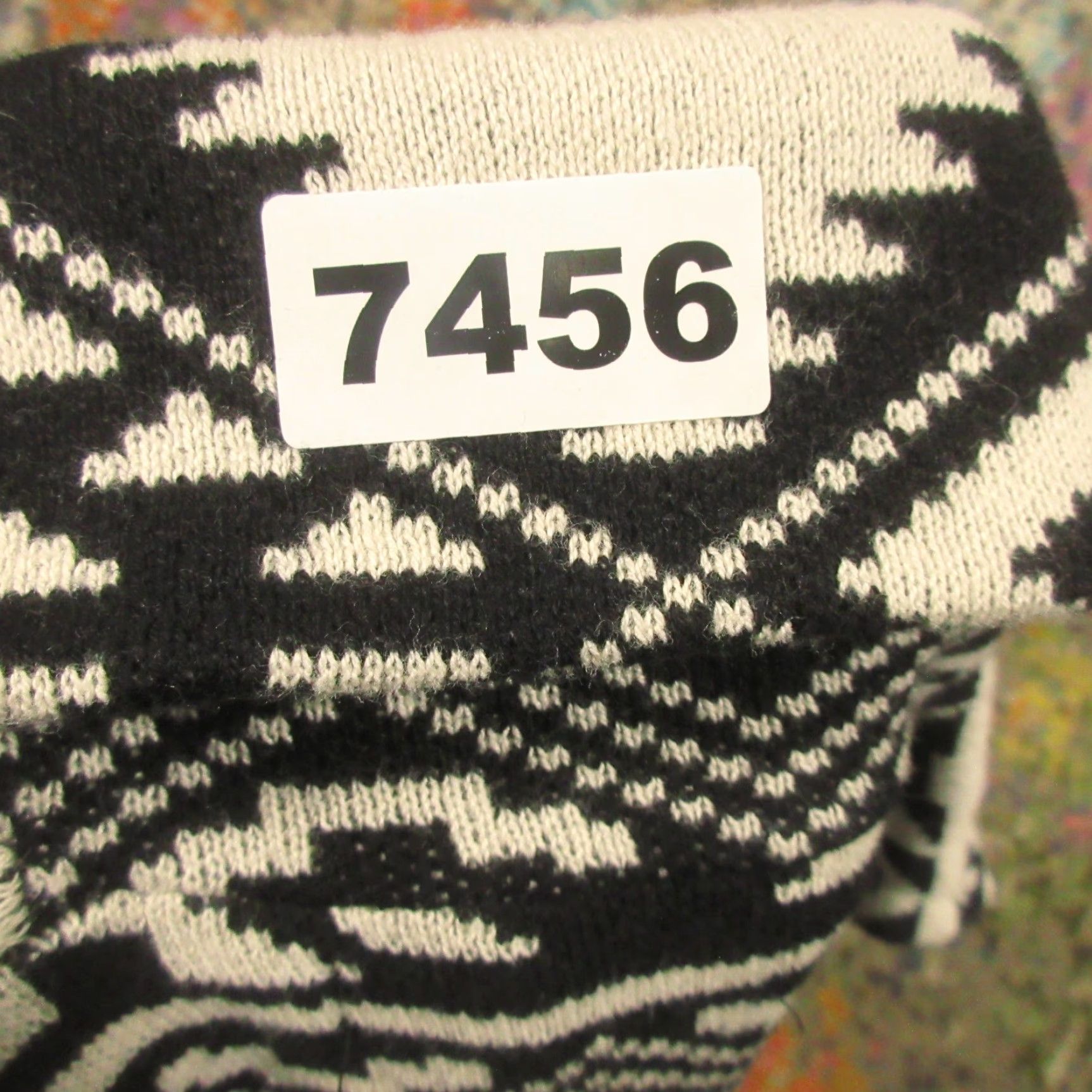 Chaps VINTAGE Chaps Sweater Vest Shirt Adults M Black White Southwestern Aztec Cowgirl Western EUC Size M / US 6-8 / IT 42-44 - 8 Thumbnail
