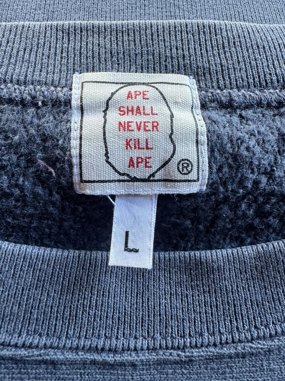 Bape Bape Crewneck Size US L / EU 52-54 / 3 - 5 Thumbnail